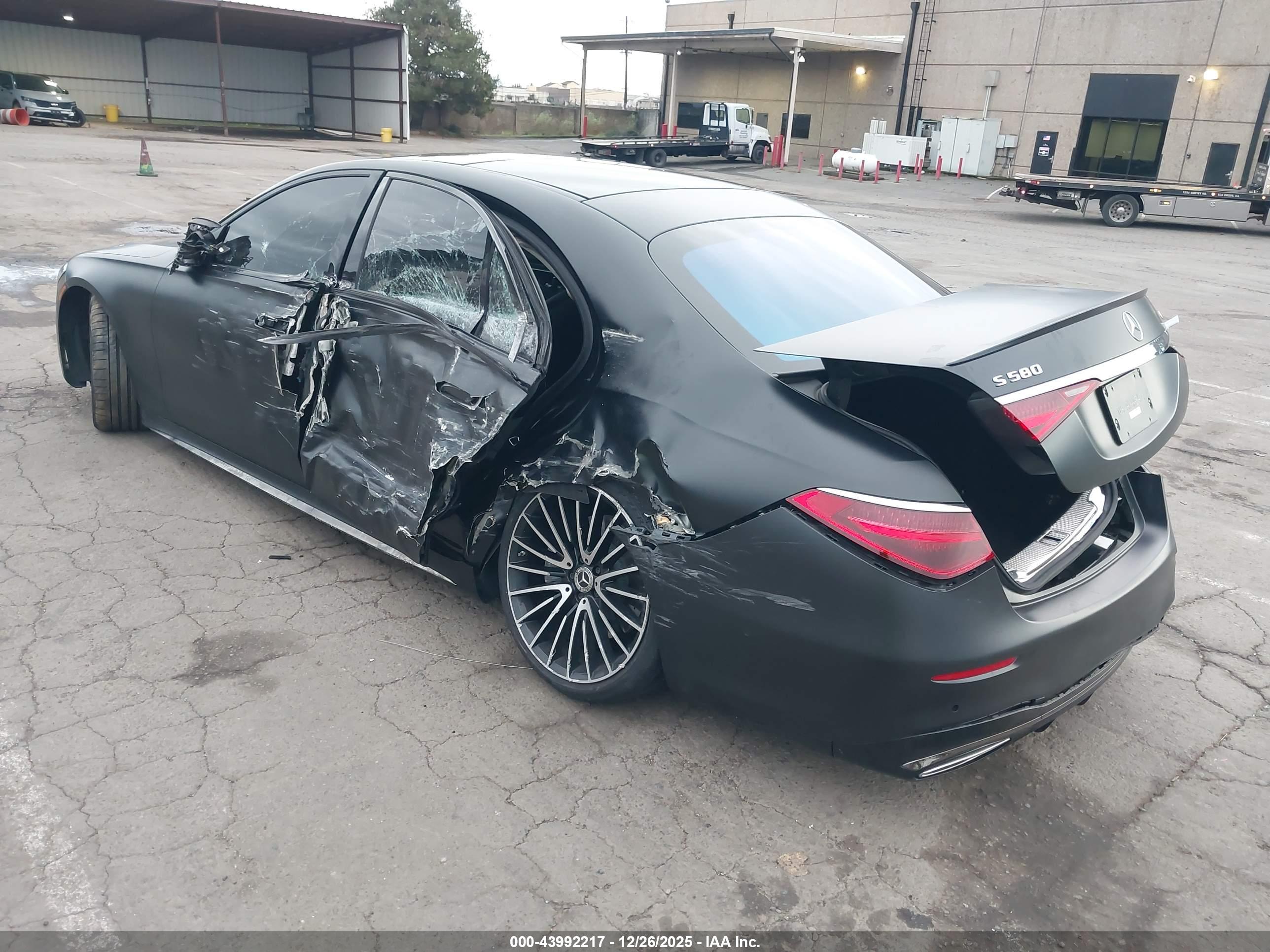 MERCEDES-BENZ S image 3