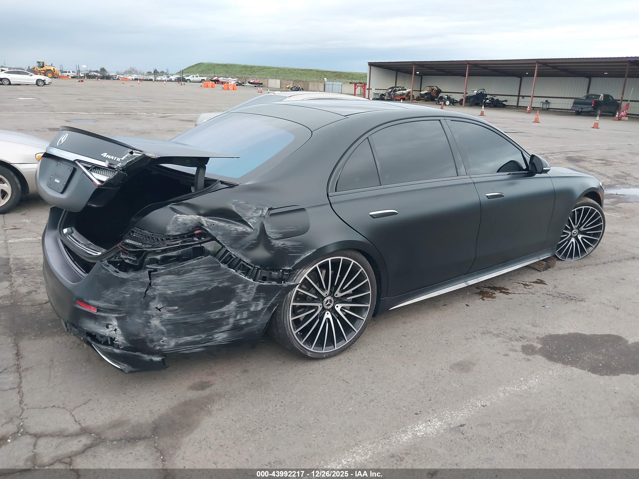 MERCEDES-BENZ S image 4