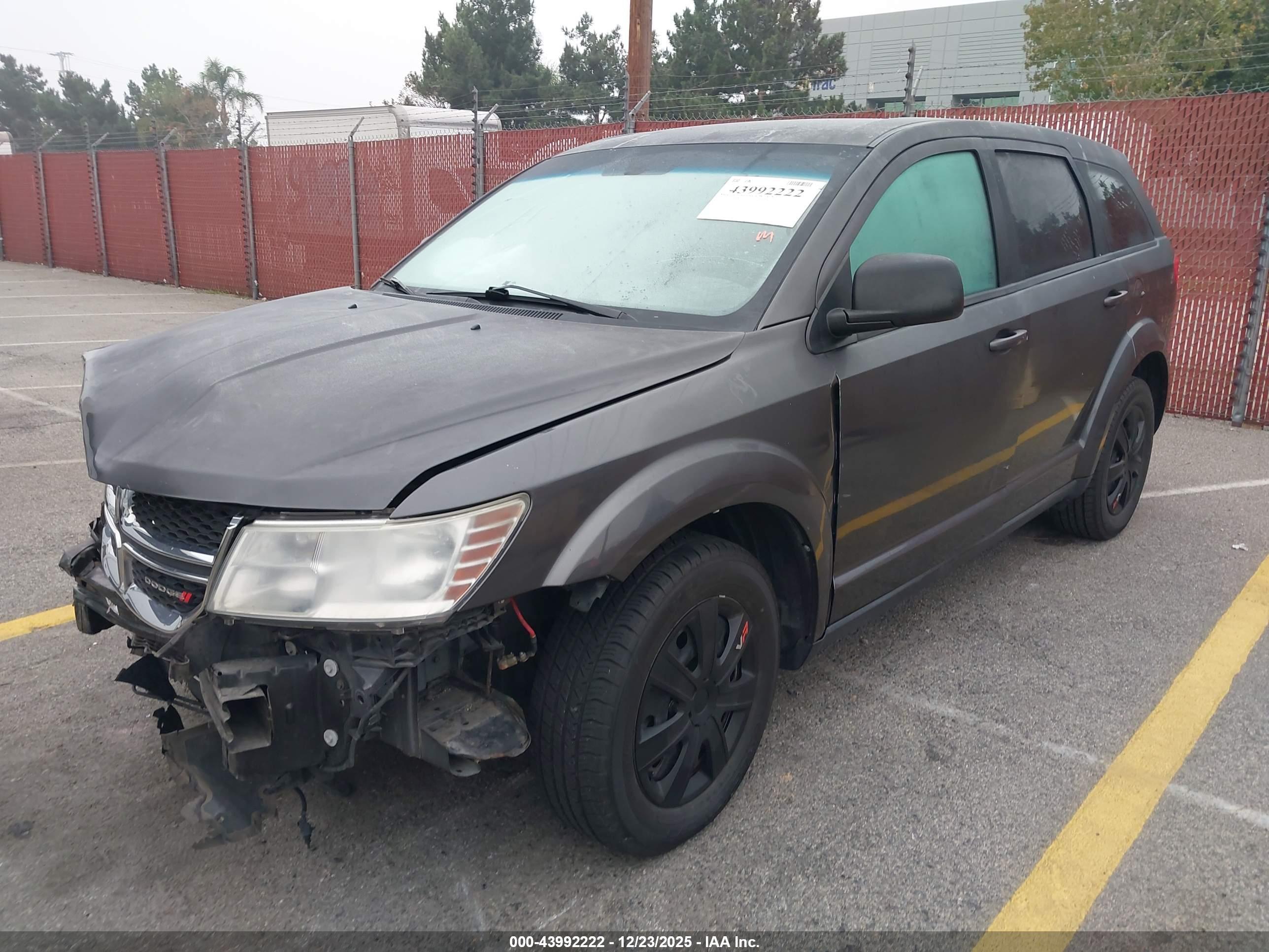 DODGE JOURNEY image 2