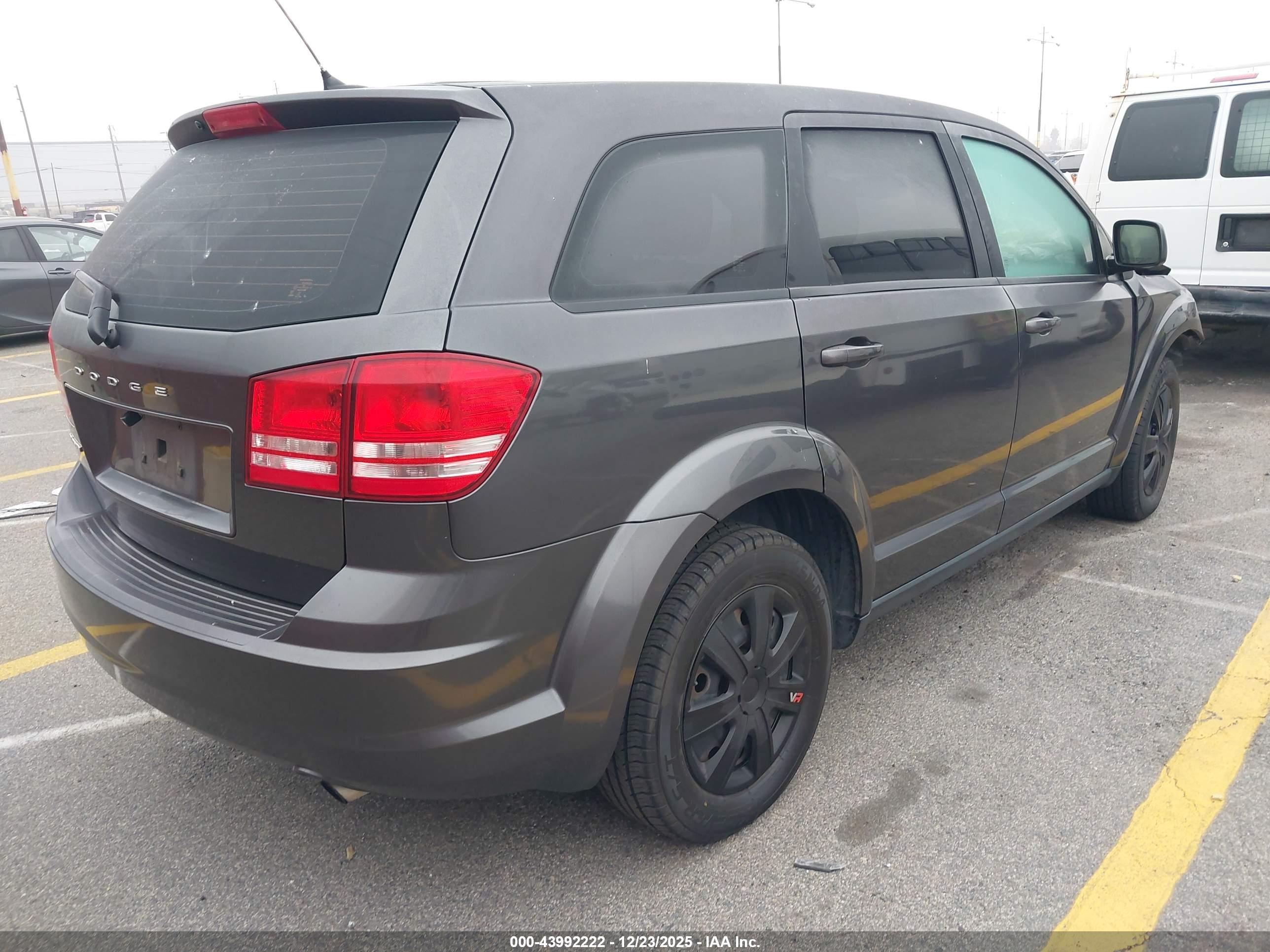 DODGE JOURNEY image 4