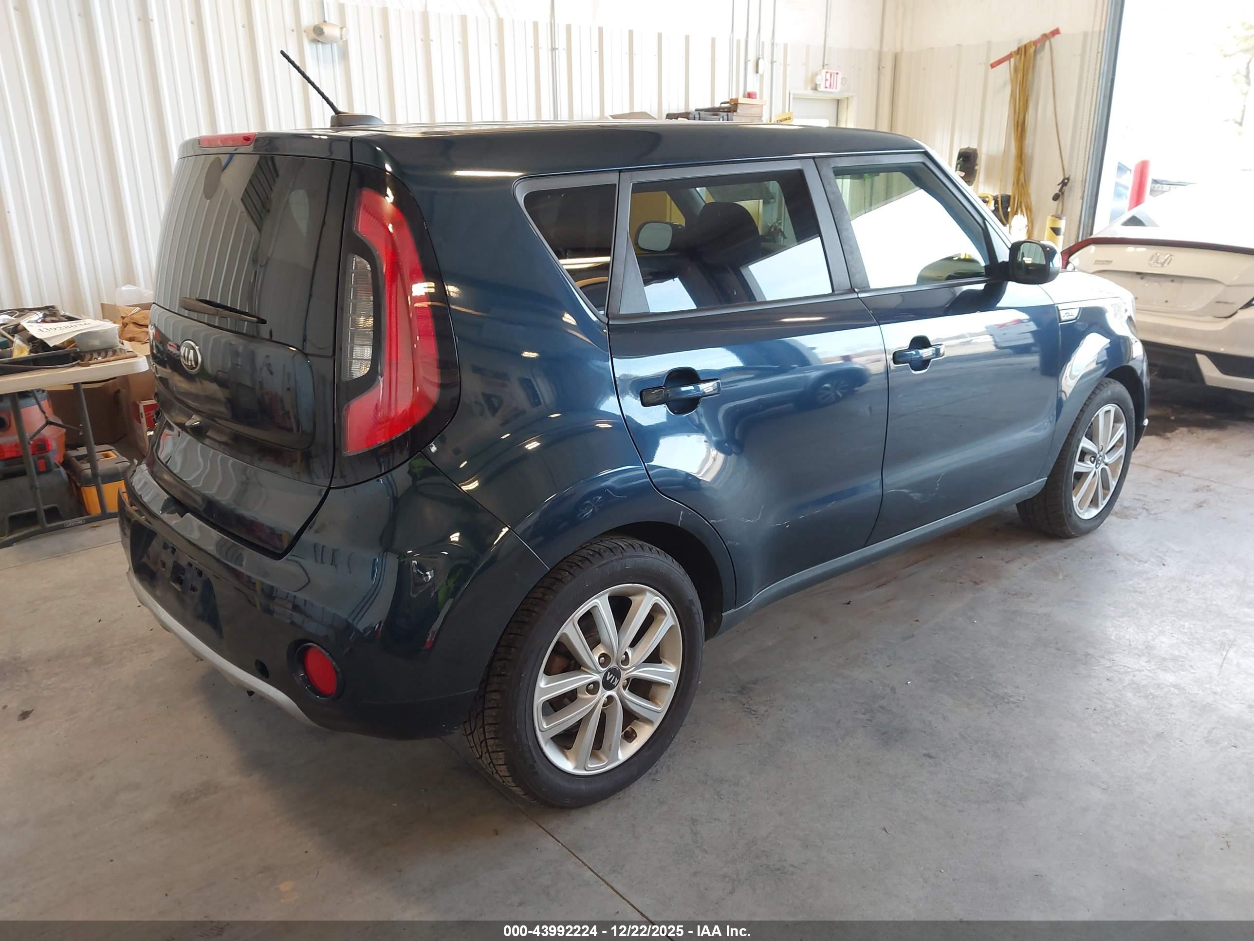 KIA SOUL image 4