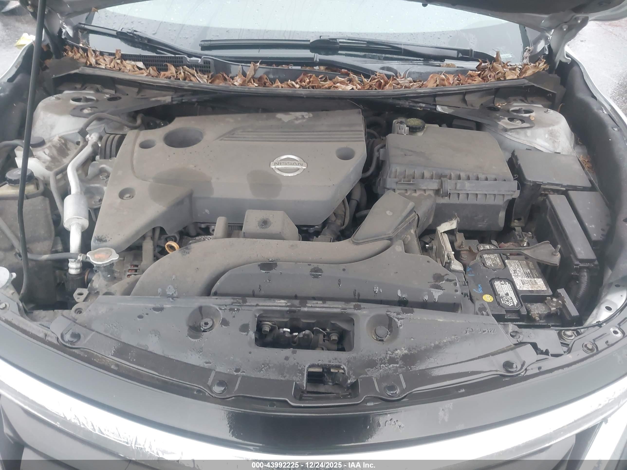 NISSAN ALTIMA image 10