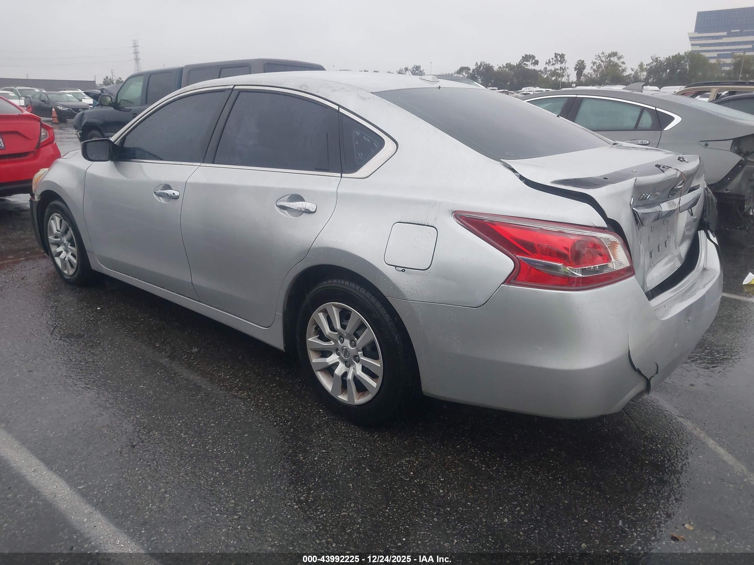 NISSAN ALTIMA image 3