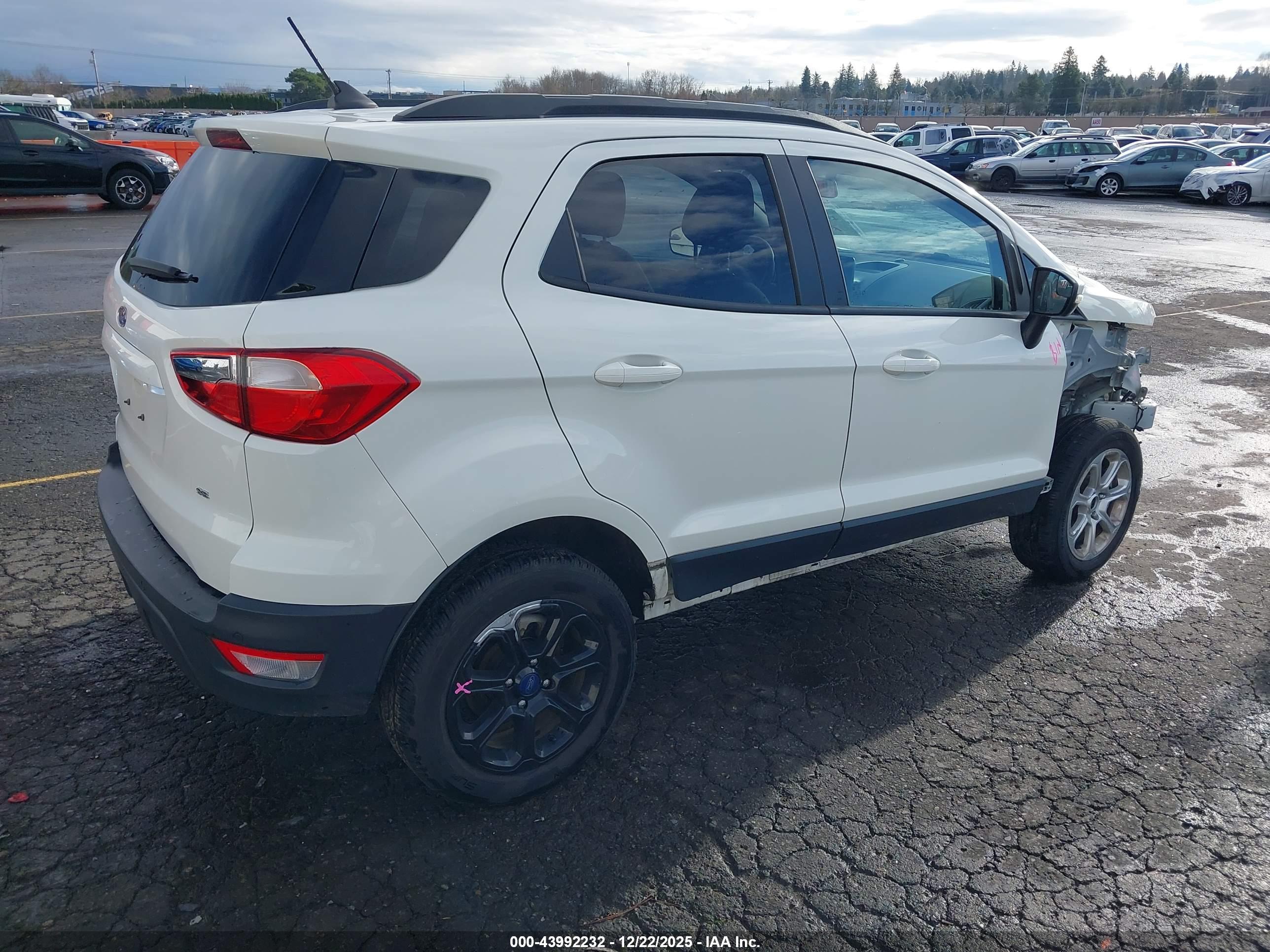 FORD ECOSPORT image 4