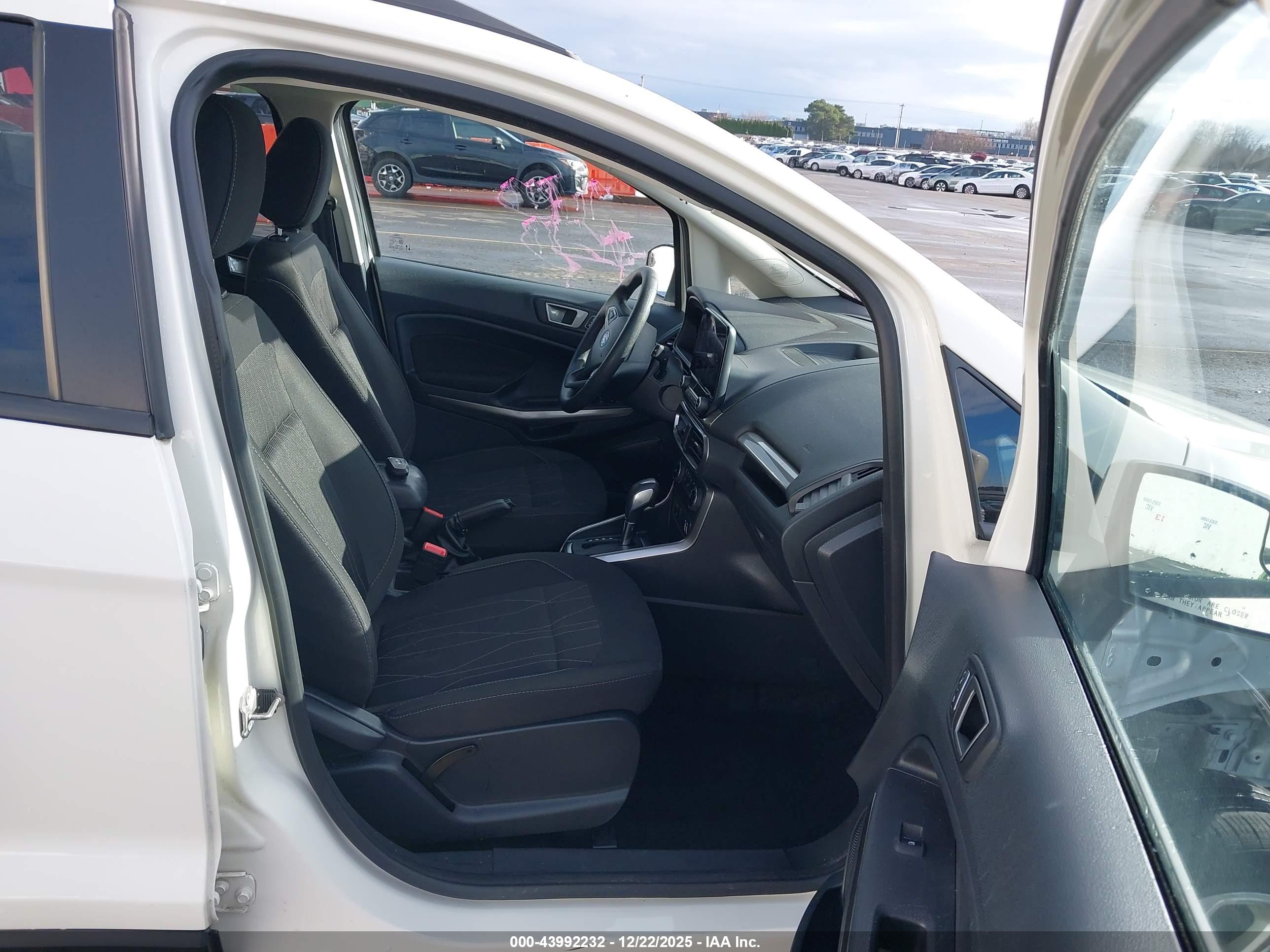 FORD ECOSPORT image 5