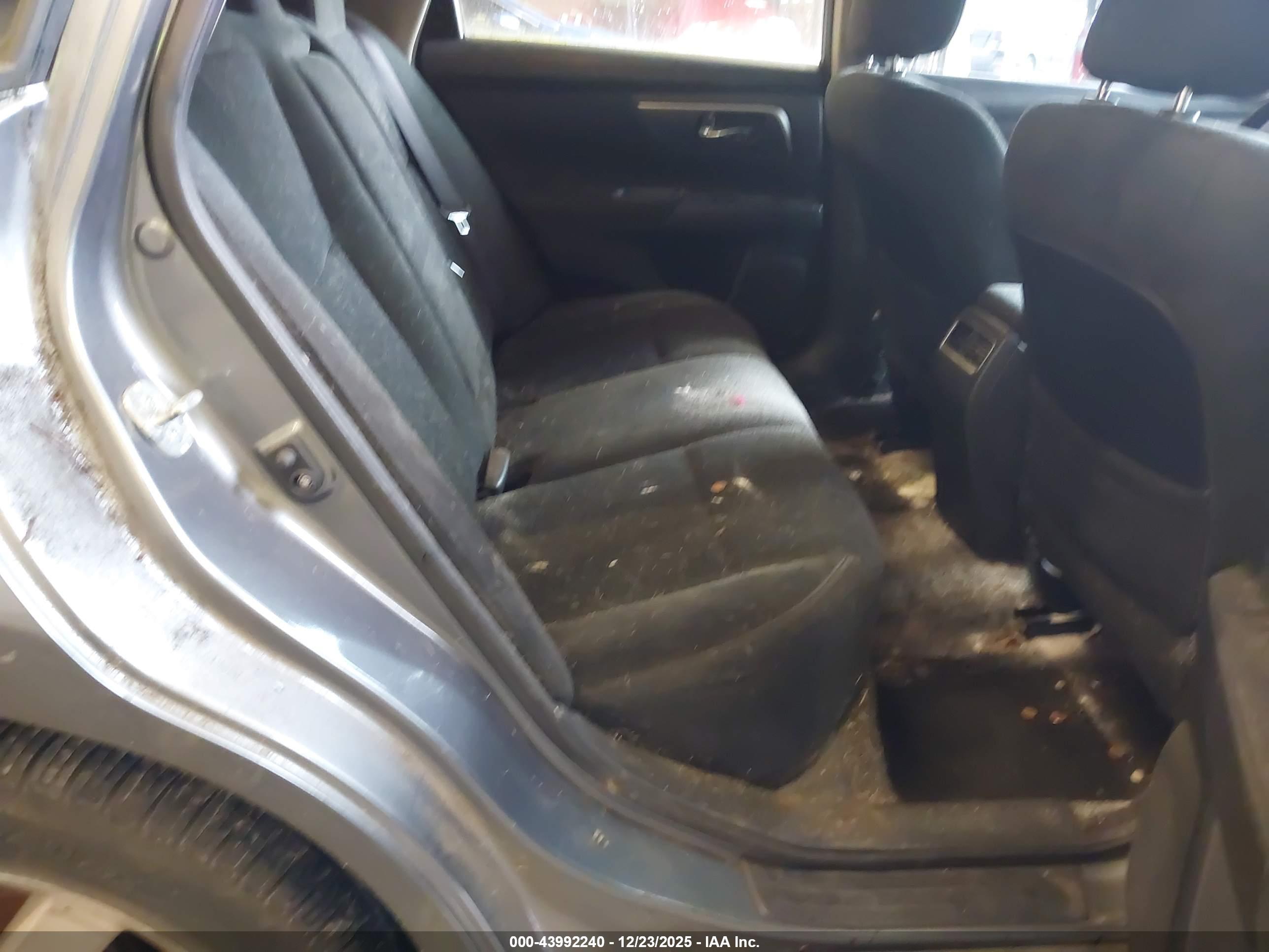 NISSAN ALTIMA image 8