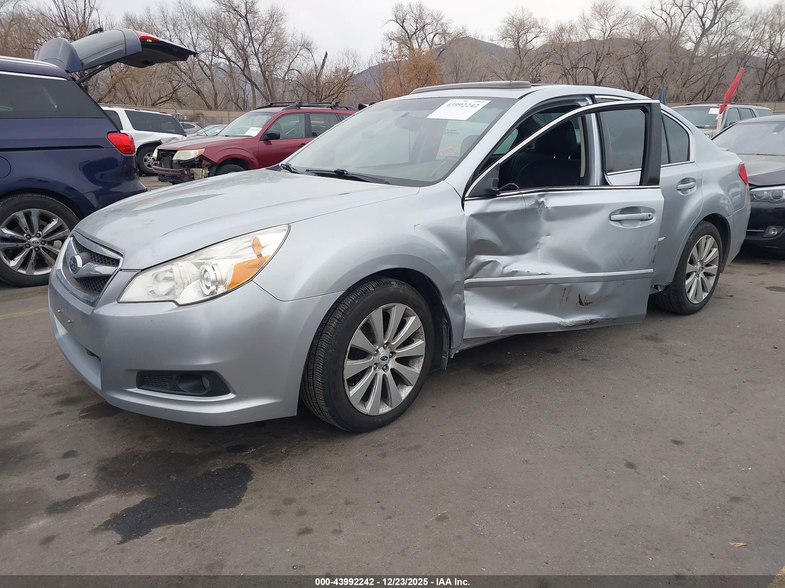 SUBARU LEGACY image 2