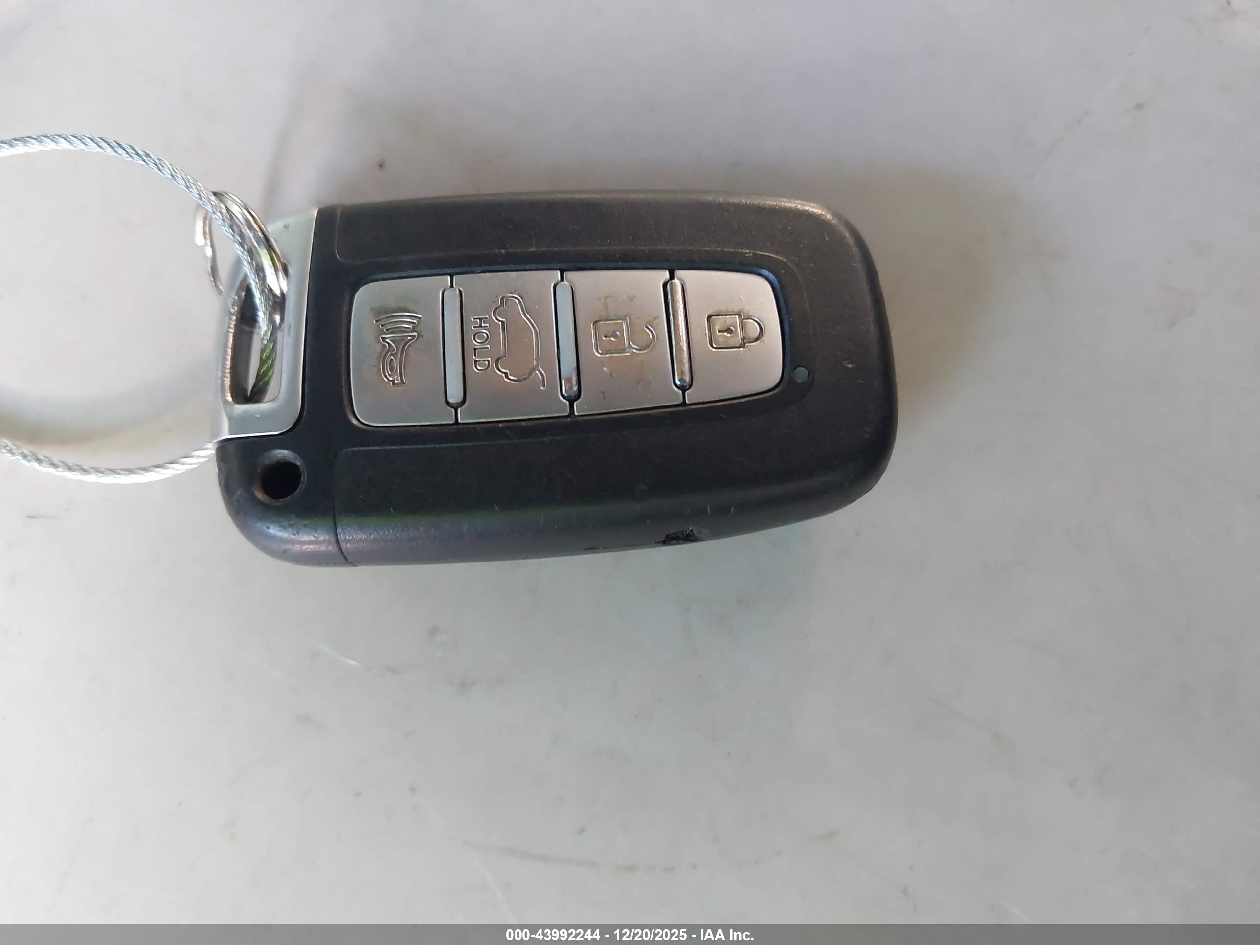 KIA SPORTAGE image 11