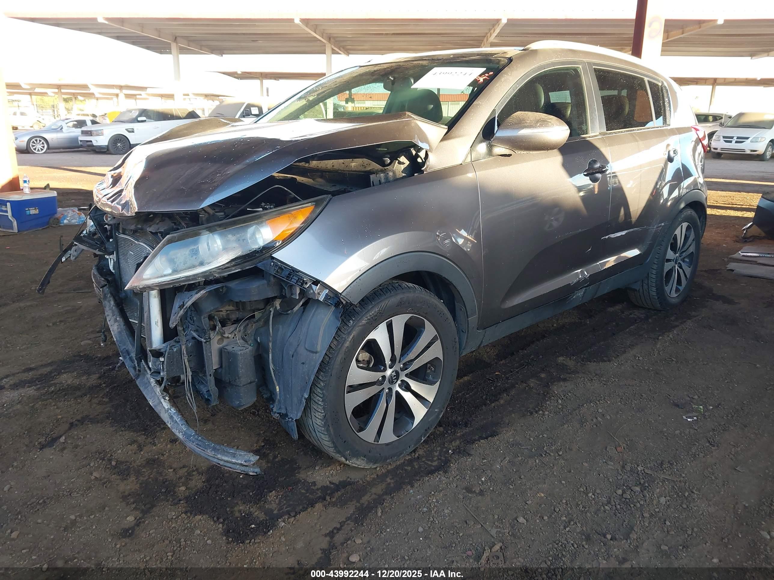 KIA SPORTAGE image 2