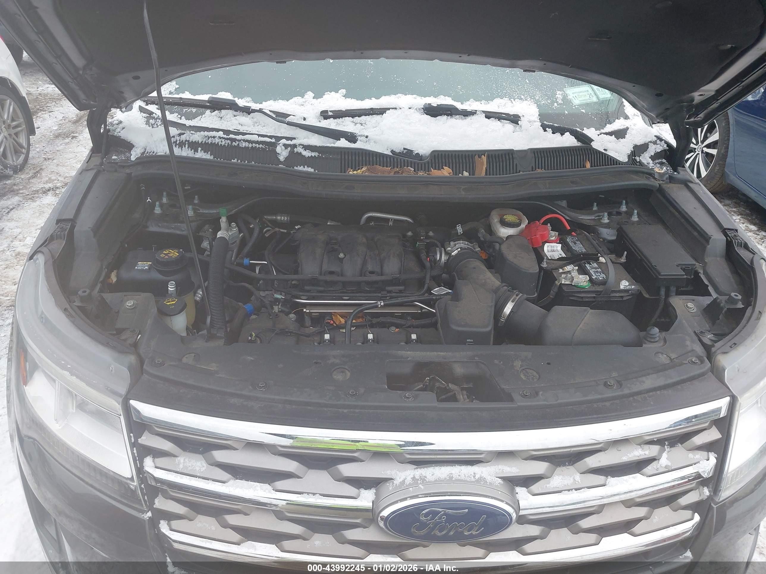FORD EXPLORER image 10