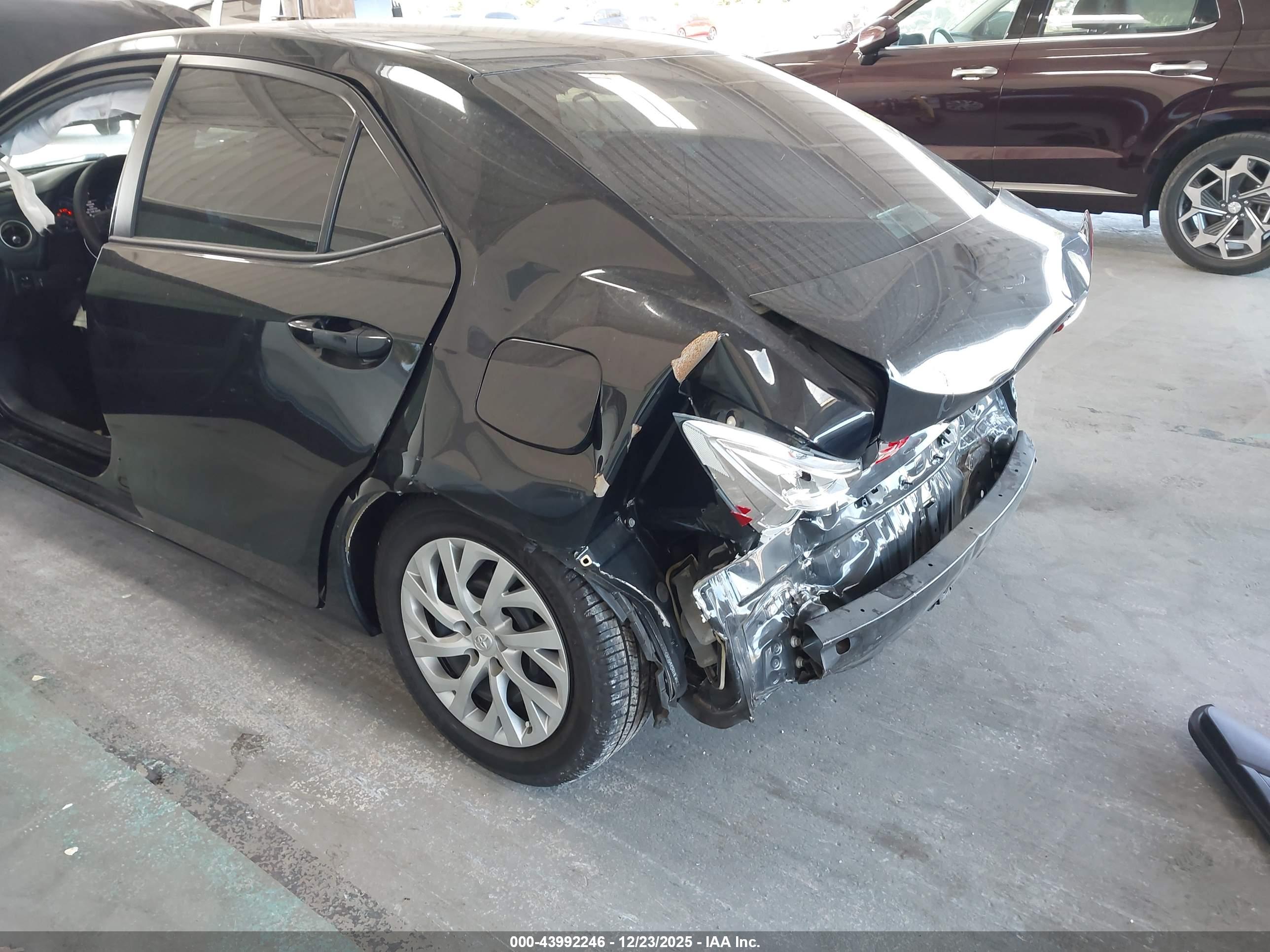 TOYOTA COROLLA image 6