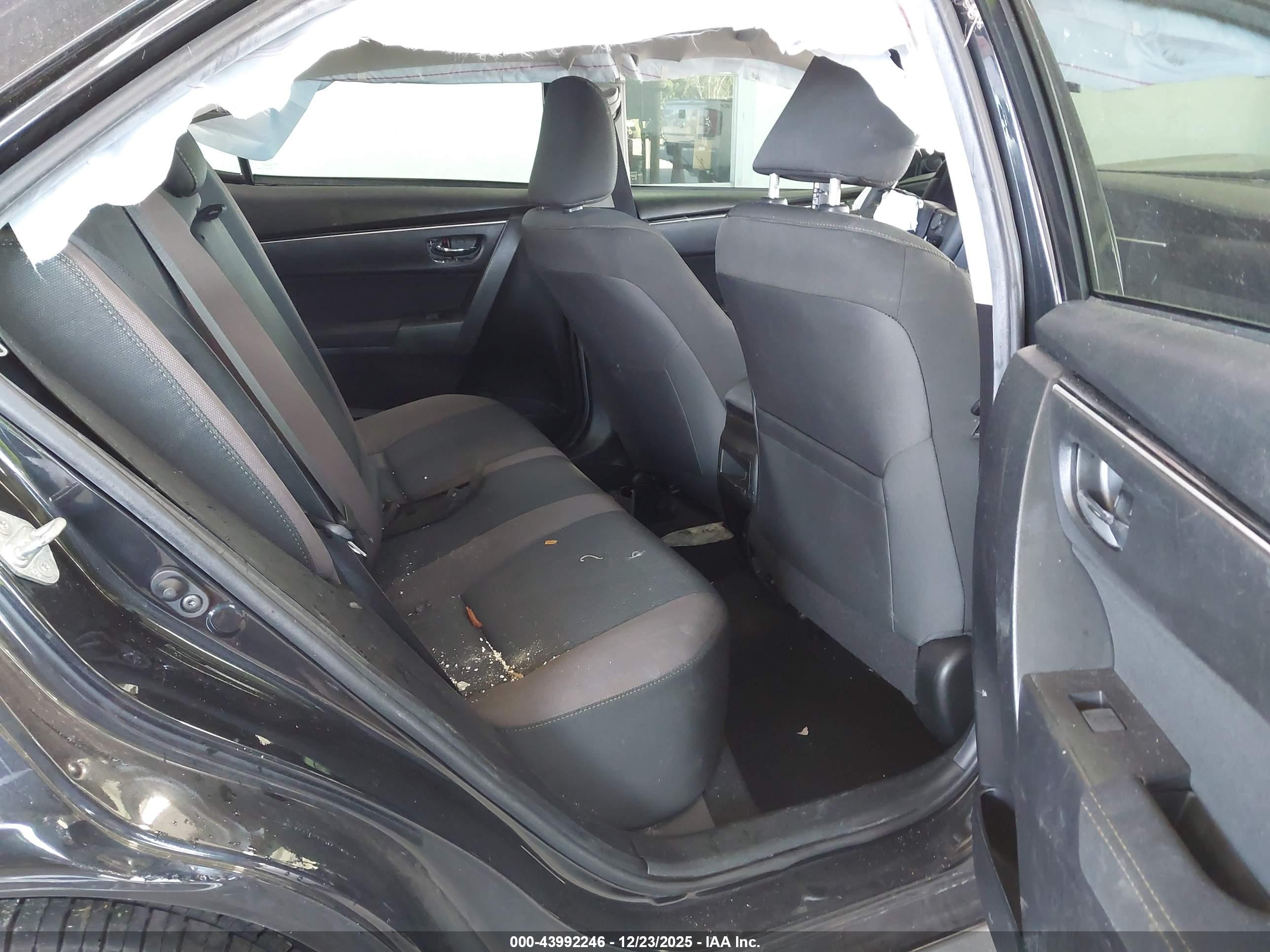 TOYOTA COROLLA image 8