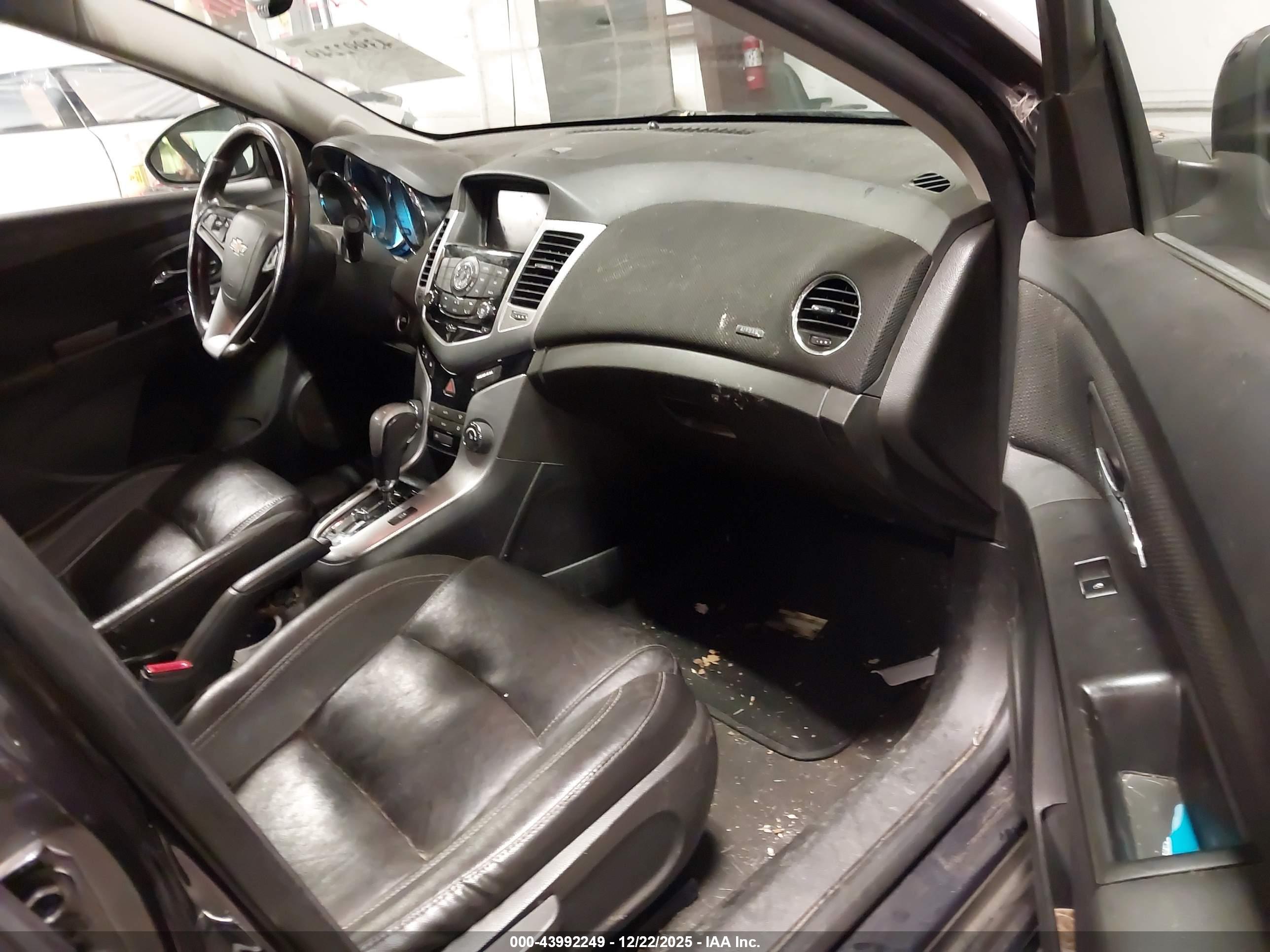 CHEVROLET CRUZE image 5