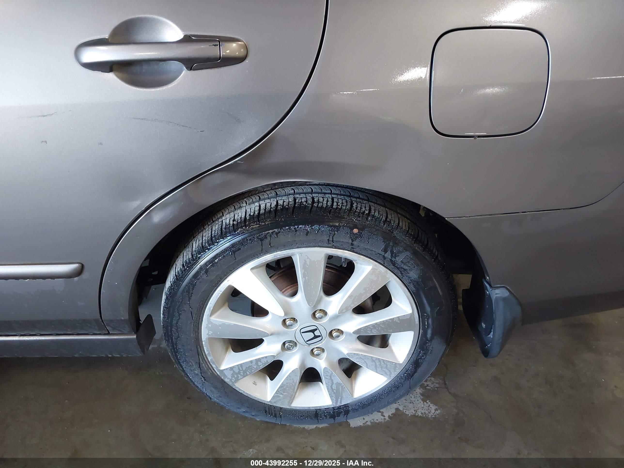 HONDA ACCORD image 6