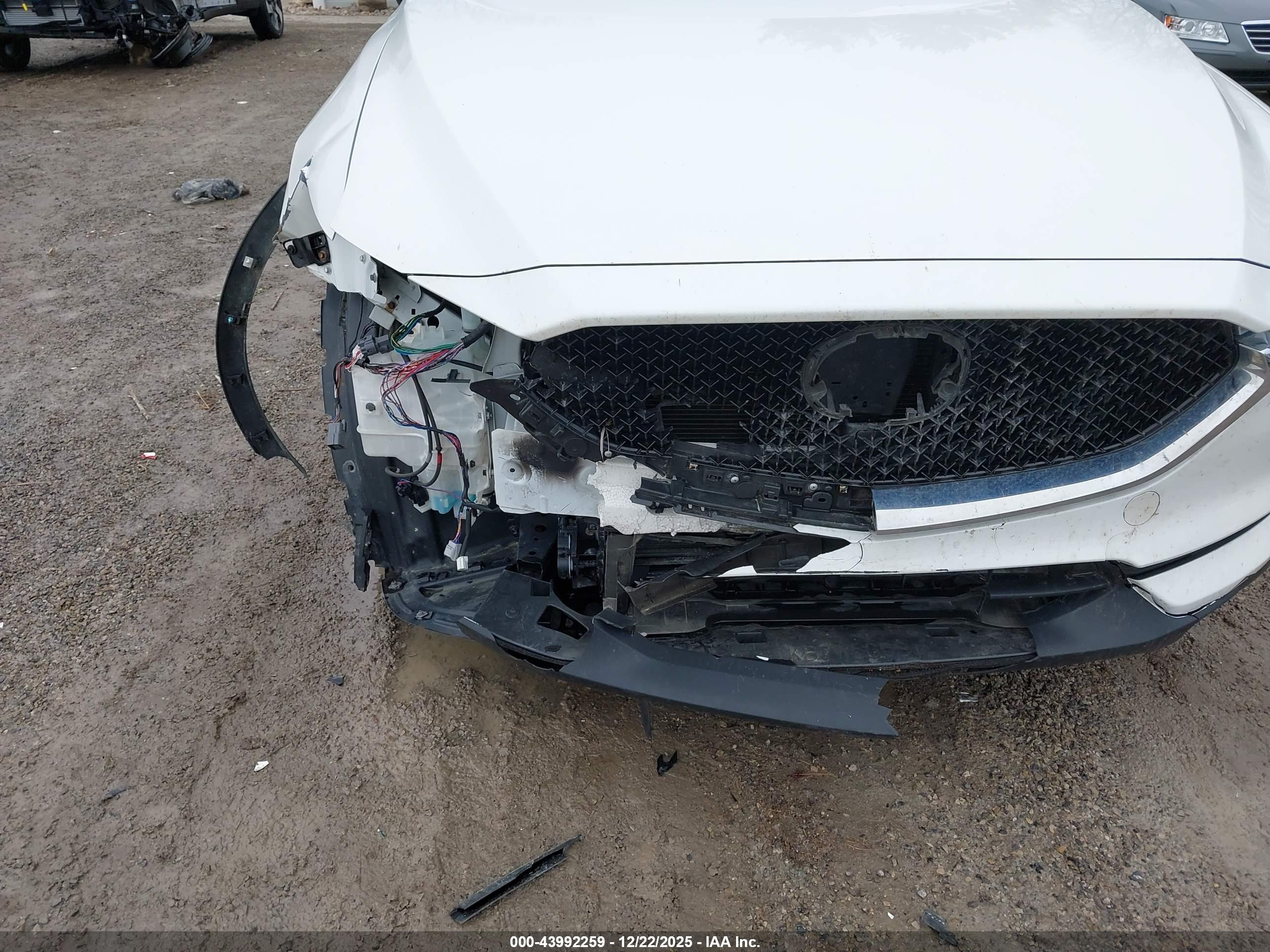 MAZDA CX-5 image 6