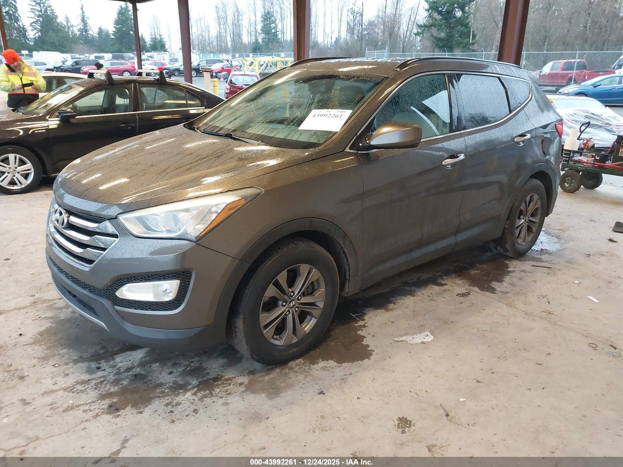 HYUNDAI SANTA image 2