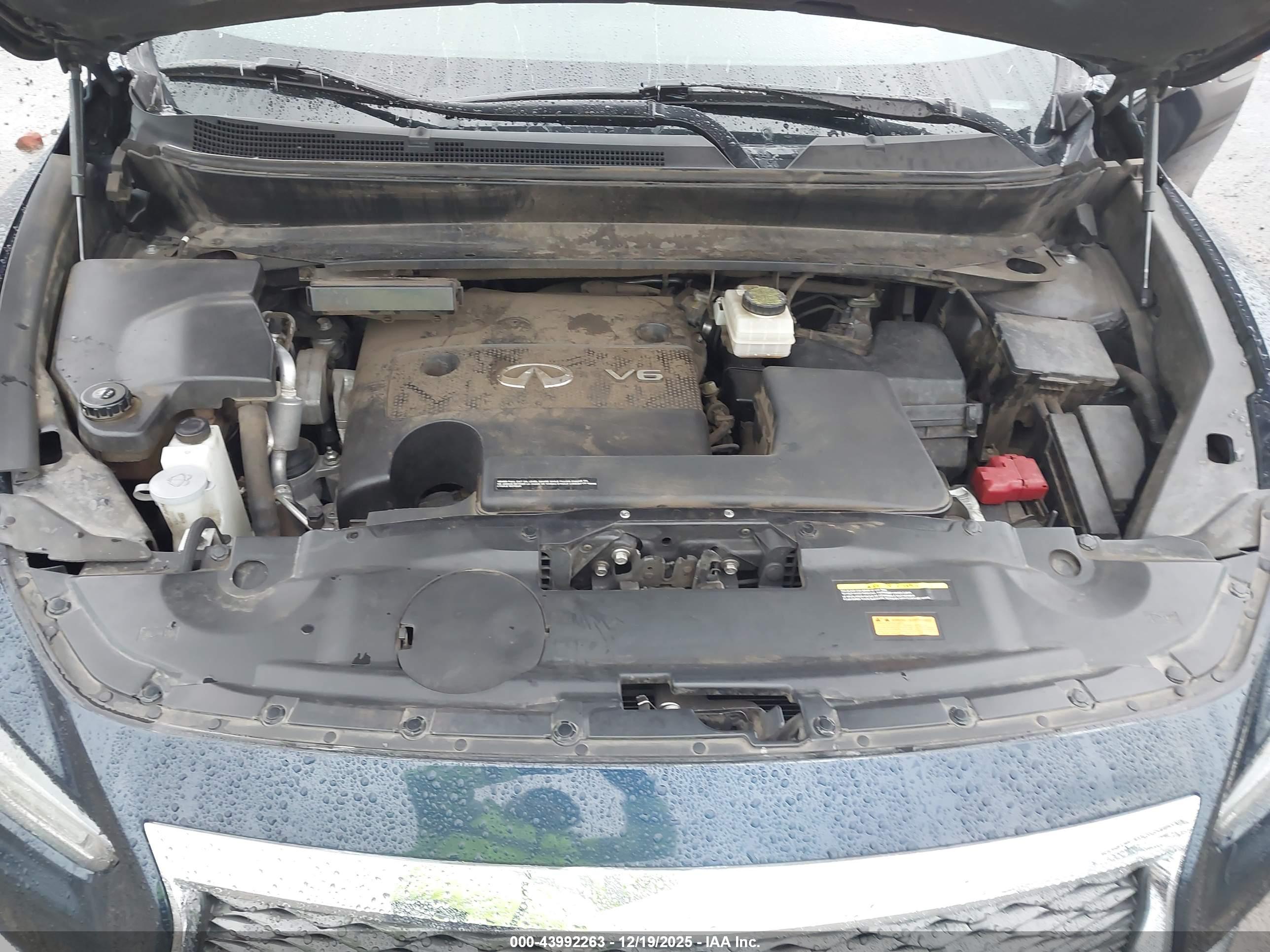 INFINITI QX60 image 10