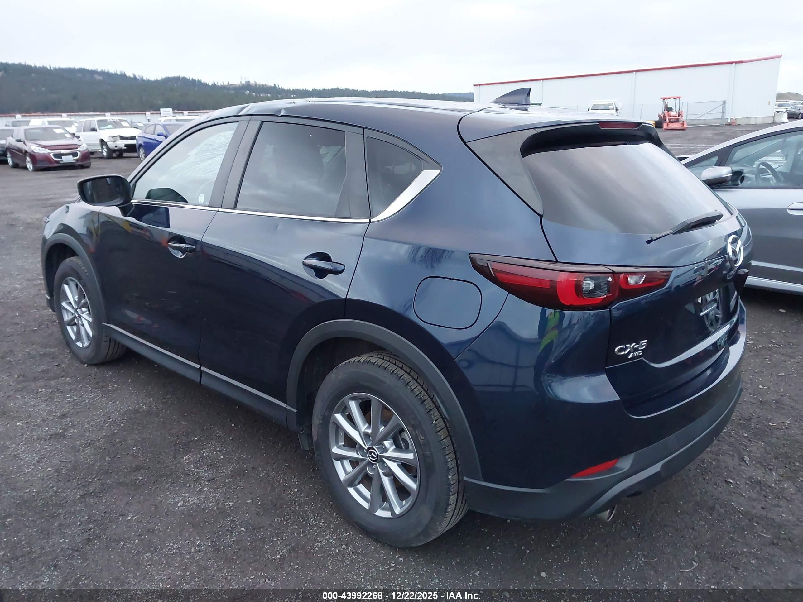 MAZDA CX-5 image 3