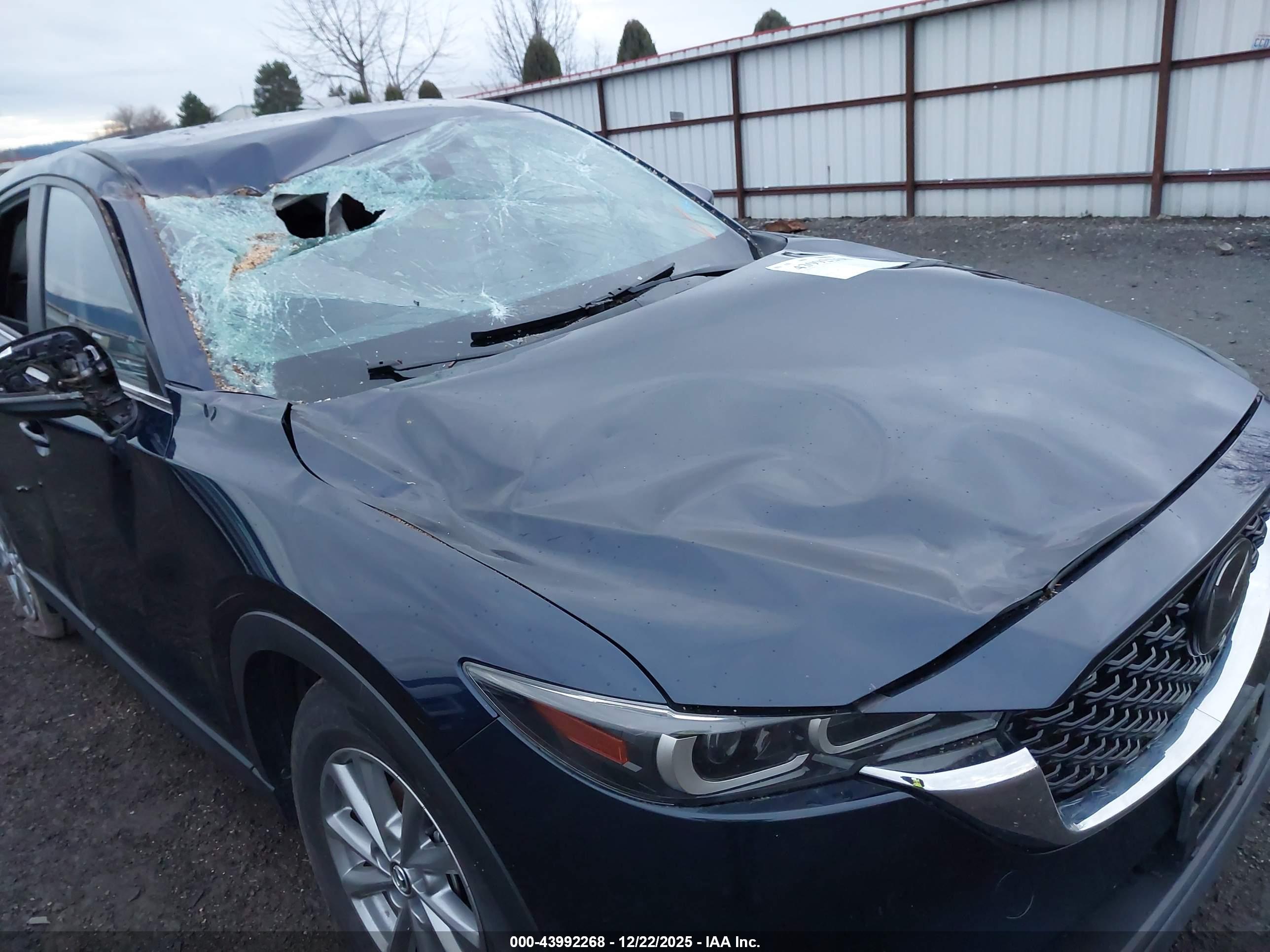 MAZDA CX-5 image 6