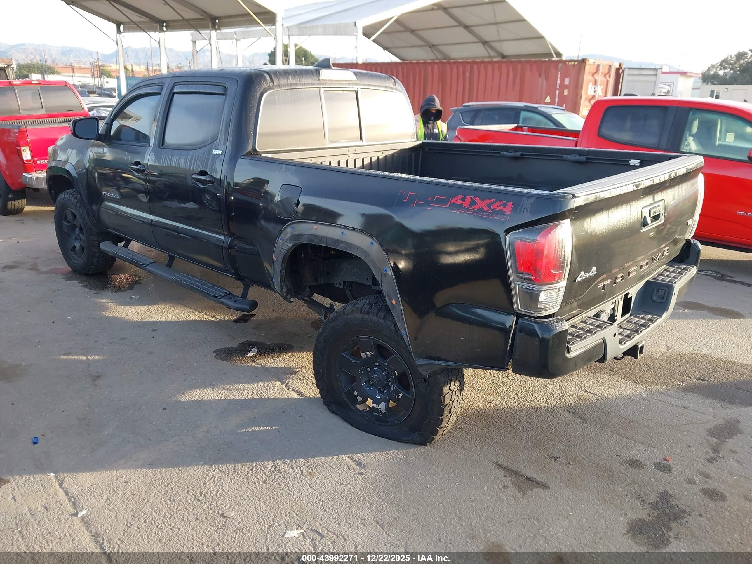 TOYOTA TACOMA image 3