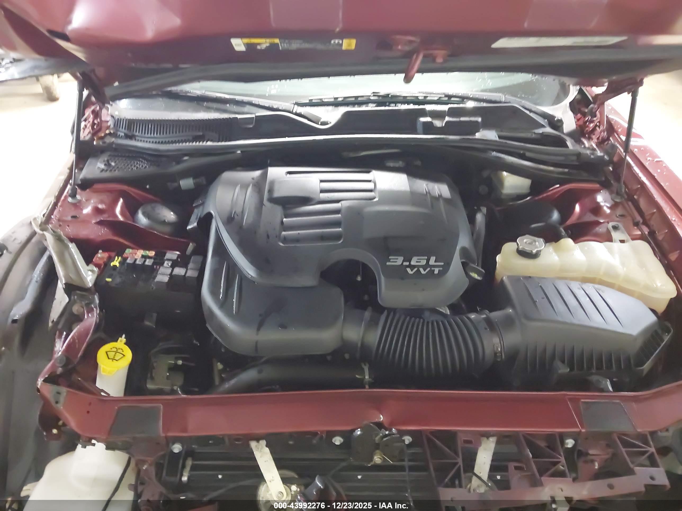 DODGE CHALLENGER image 10