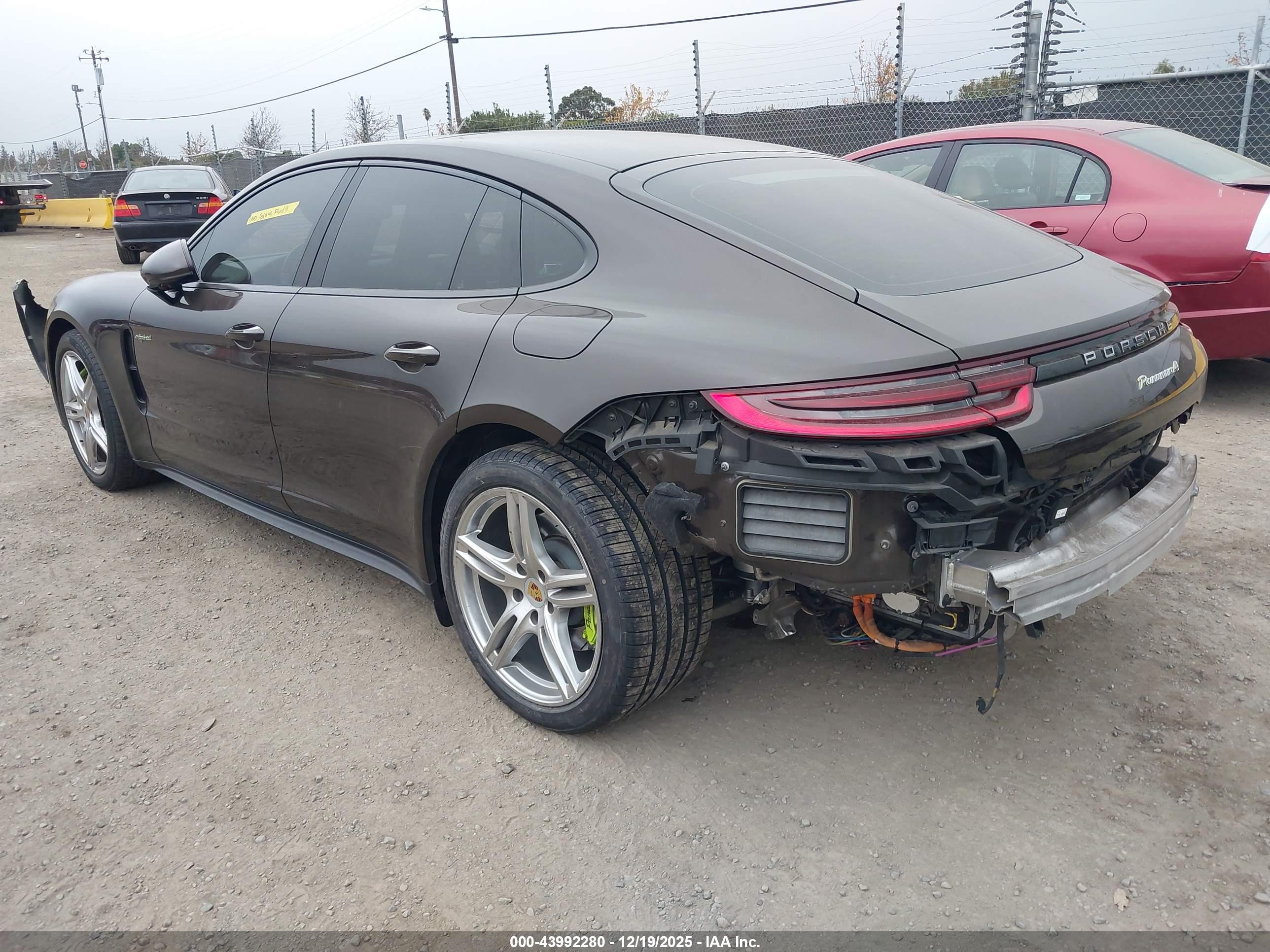 PORSCHE PANAMERA image 3
