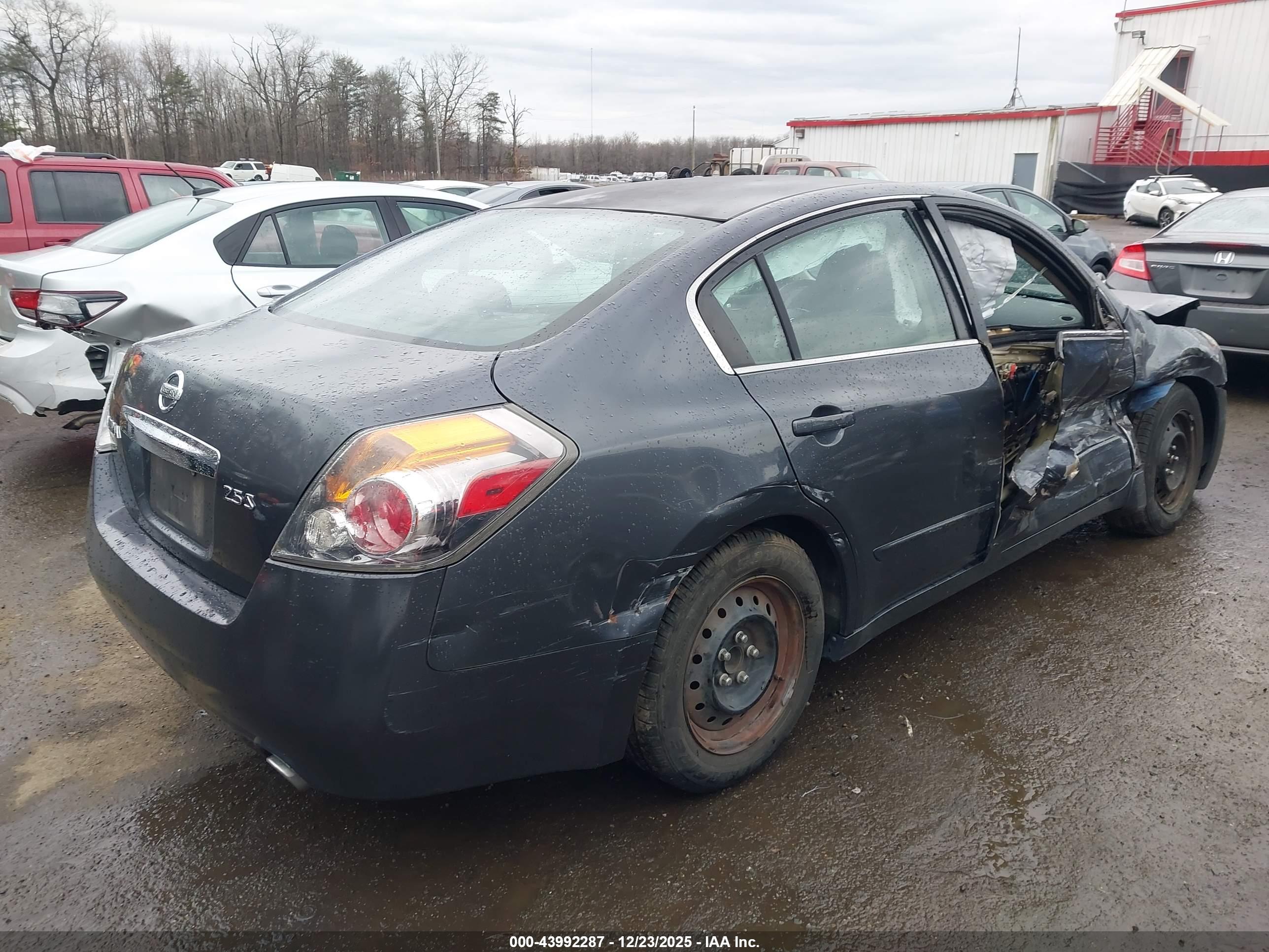 NISSAN ALTIMA image 4
