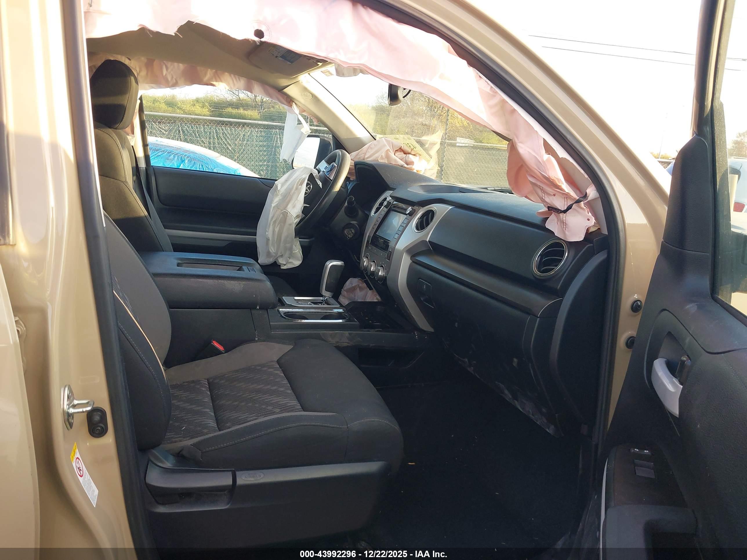 TOYOTA TUNDRA image 5