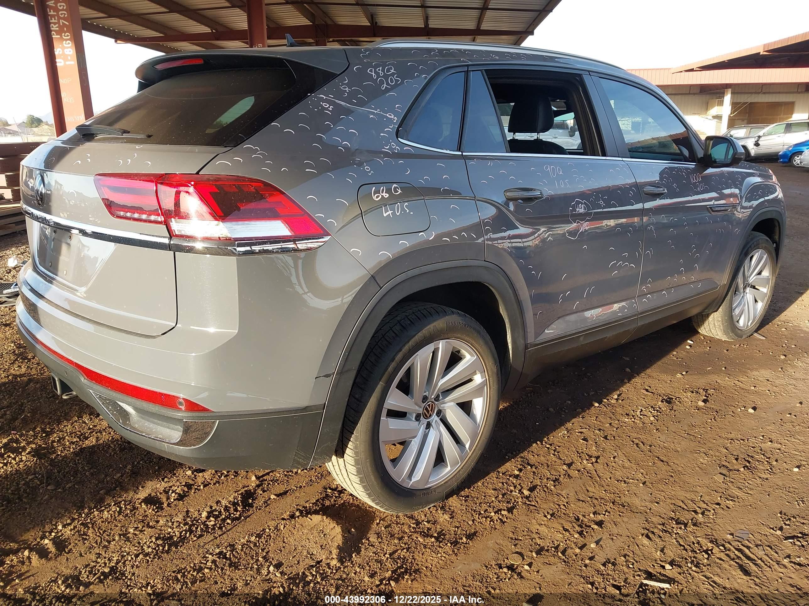 VOLKSWAGEN ATLAS image 4