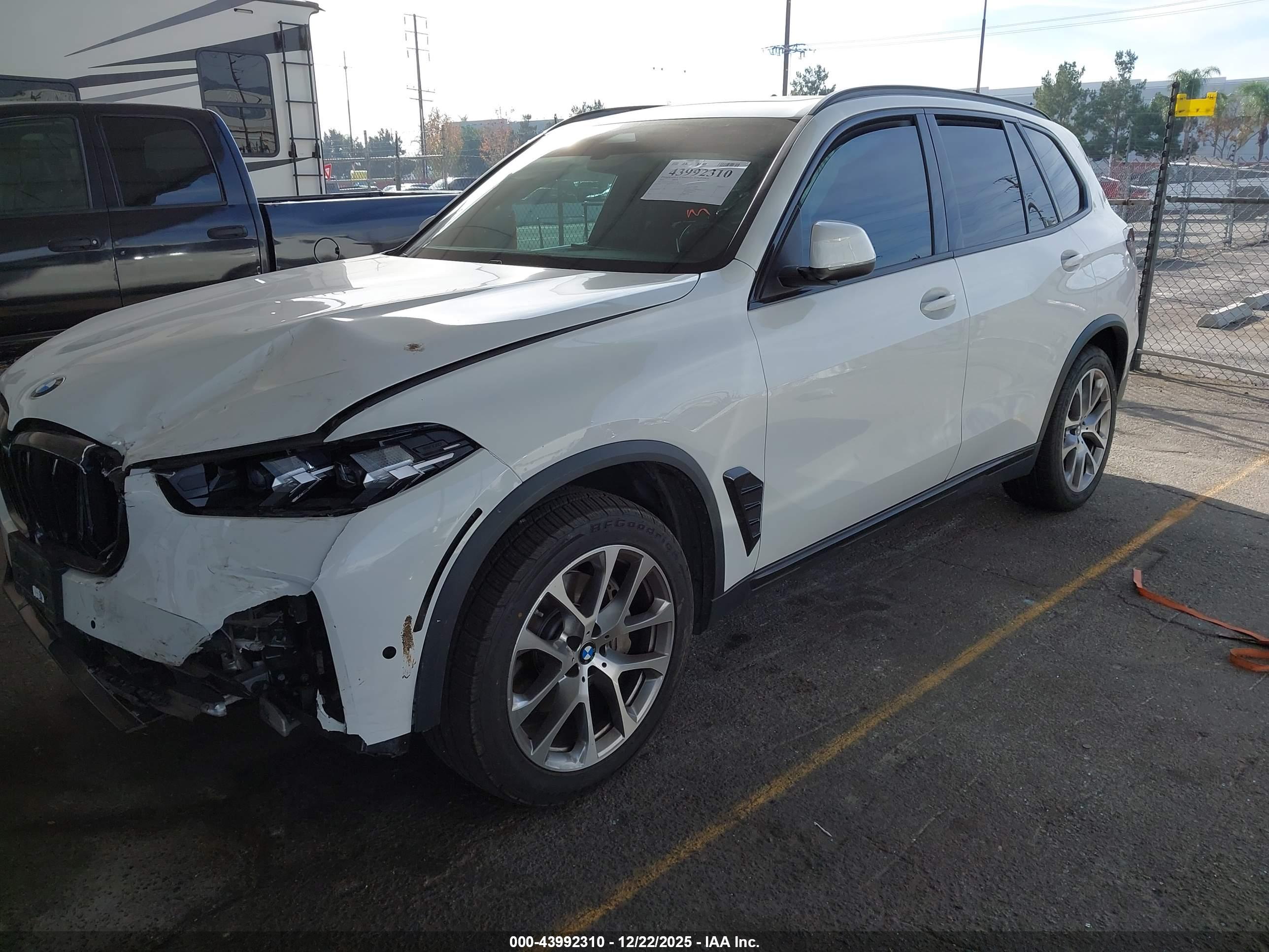 BMW X5 image 2