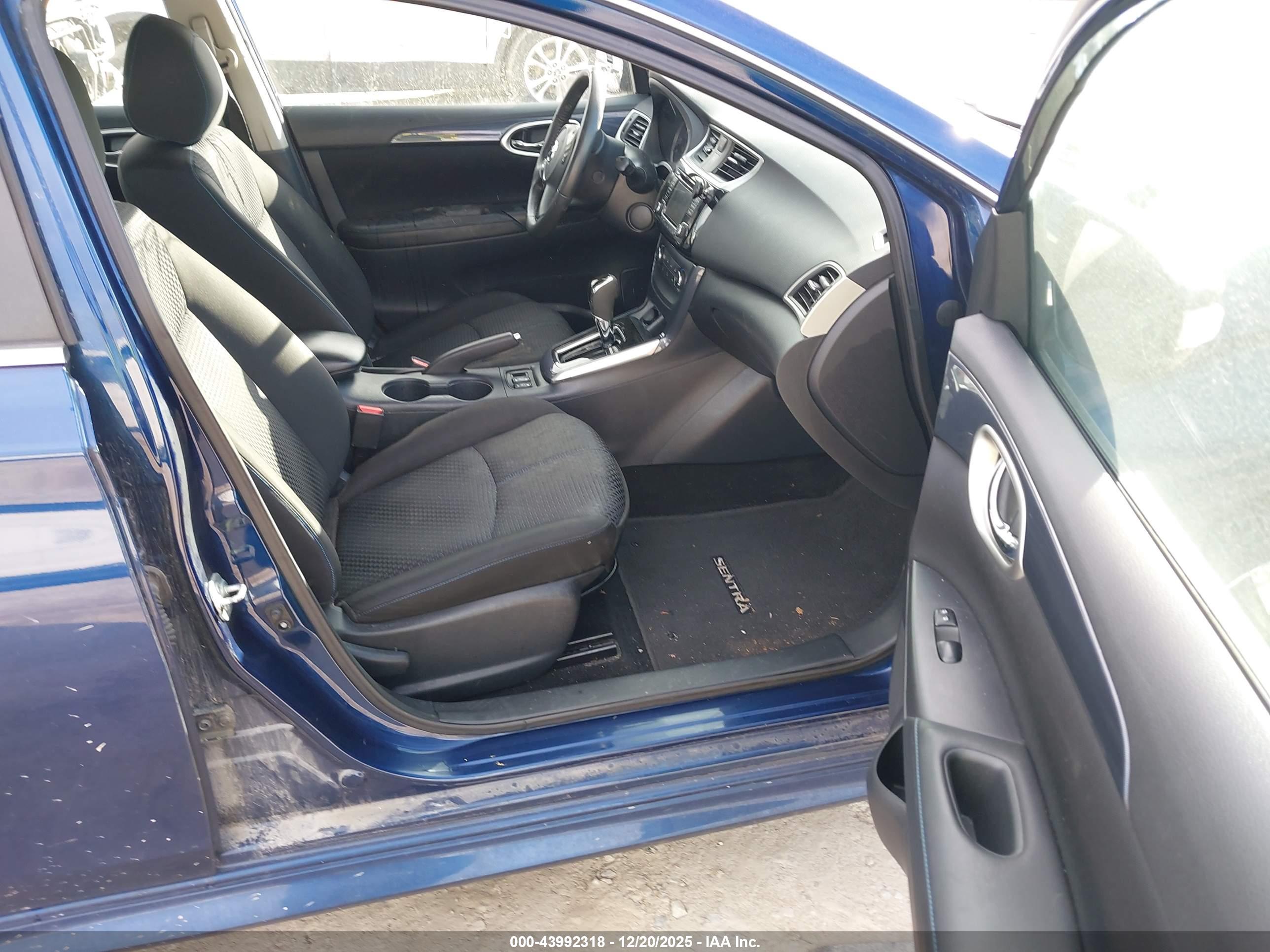 NISSAN SENTRA image 5