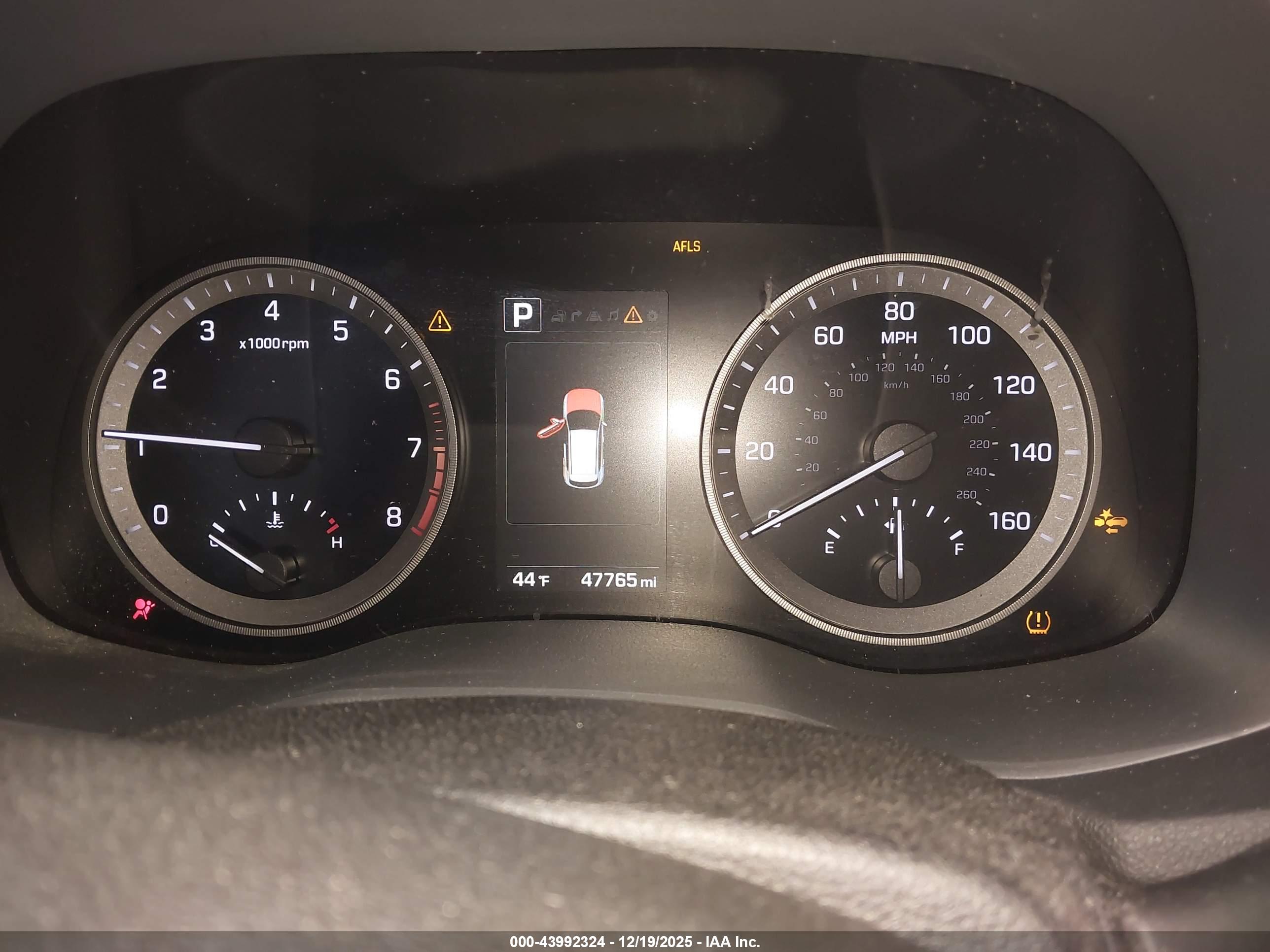 HYUNDAI TUCSON image 7