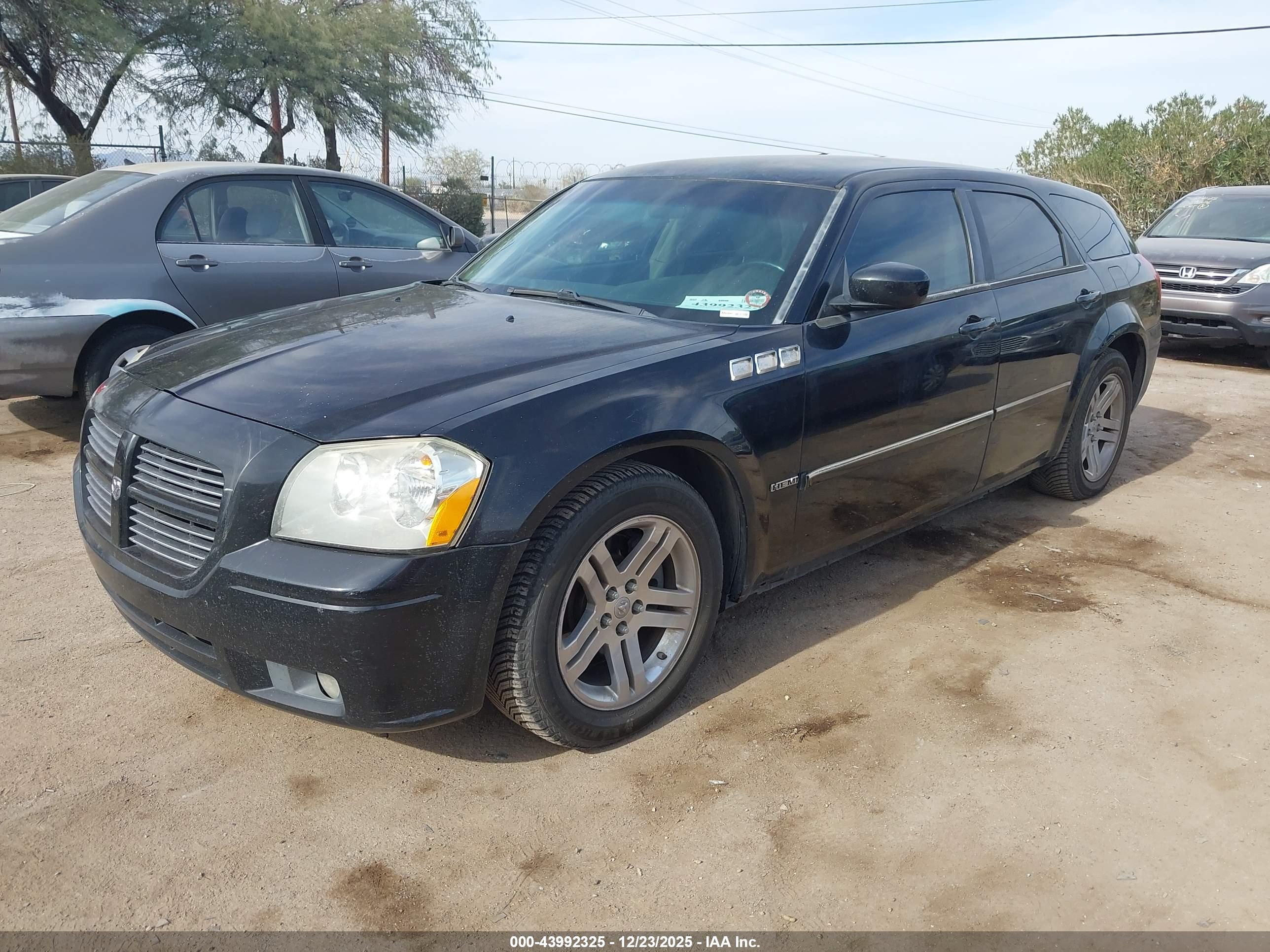 DODGE MAGNUM image 2
