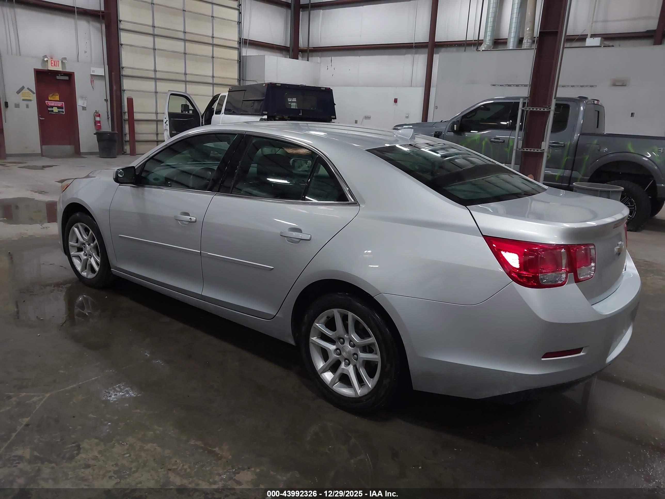 CHEVROLET MALIBU image 3