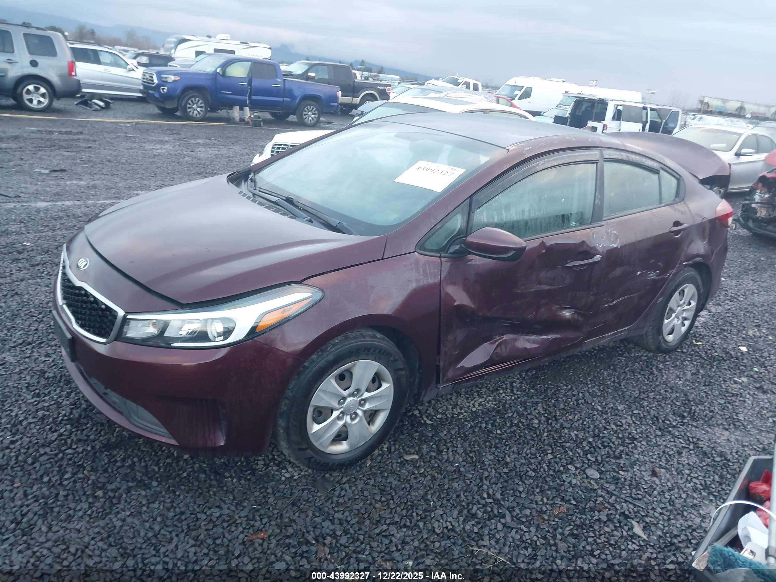 KIA FORTE image 2