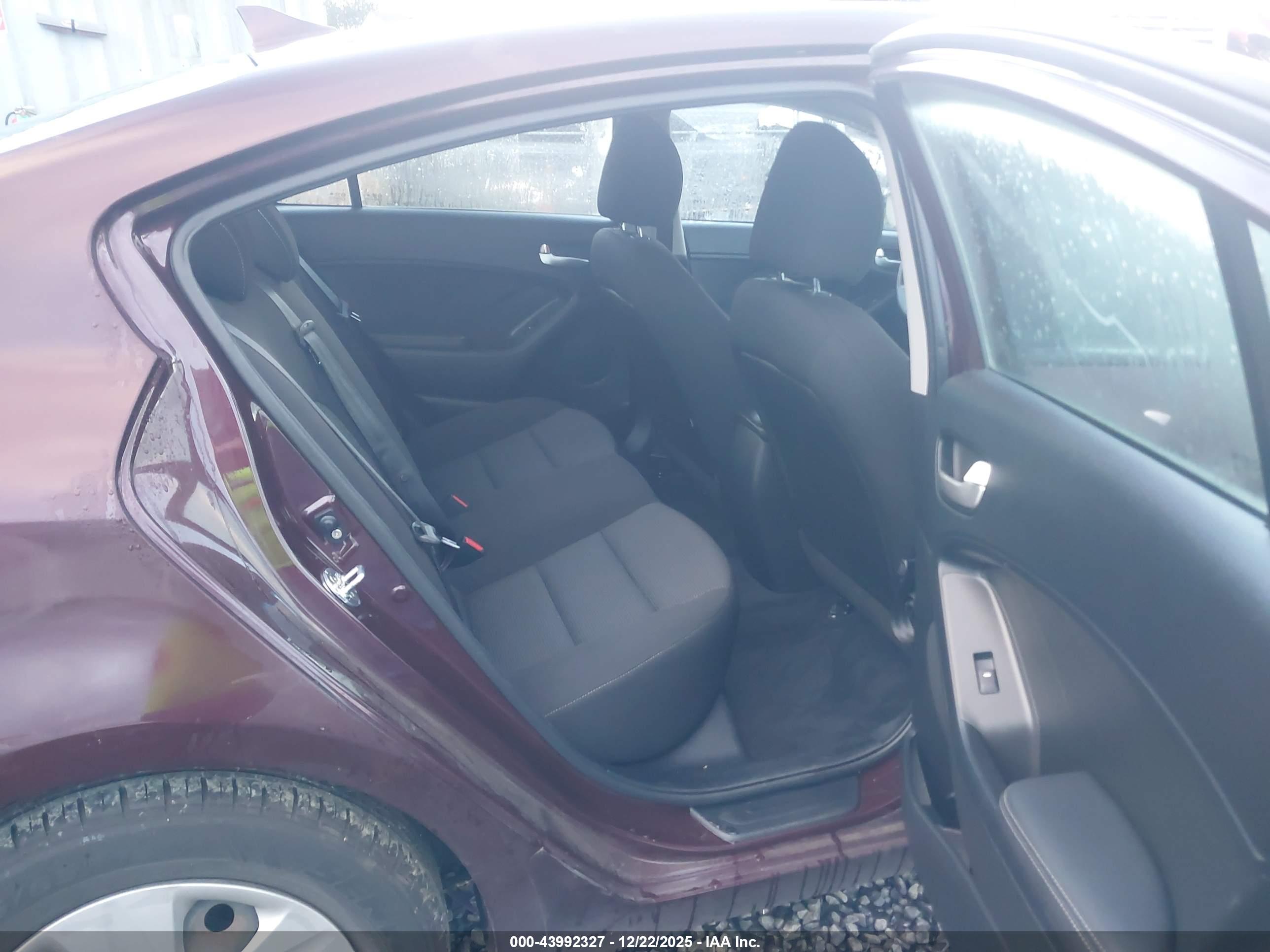 KIA FORTE image 8