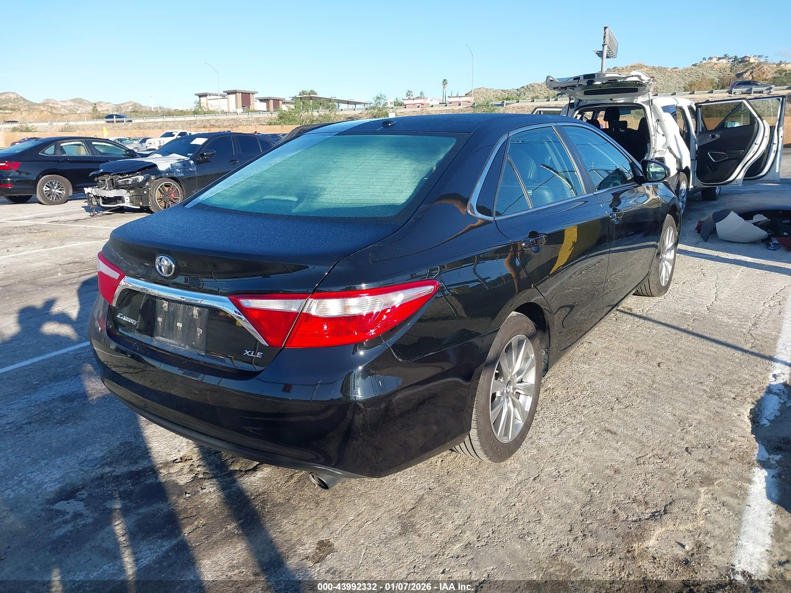 TOYOTA CAMRY image 4