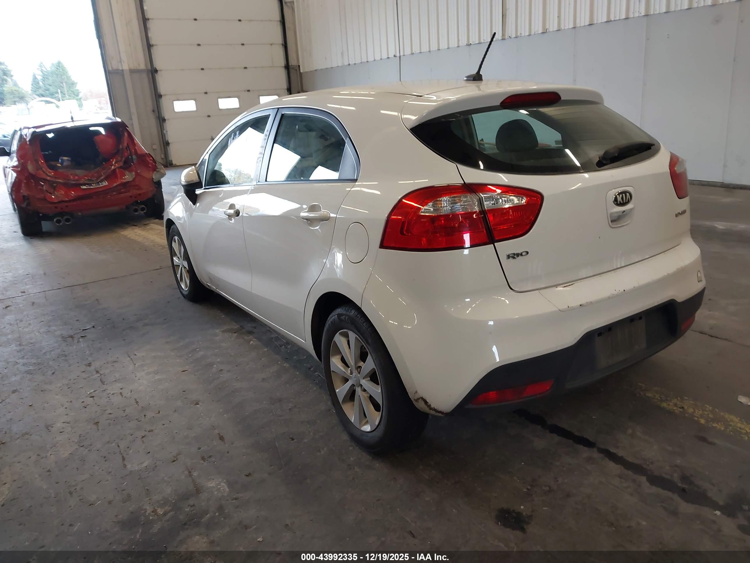 KIA RIO image 3