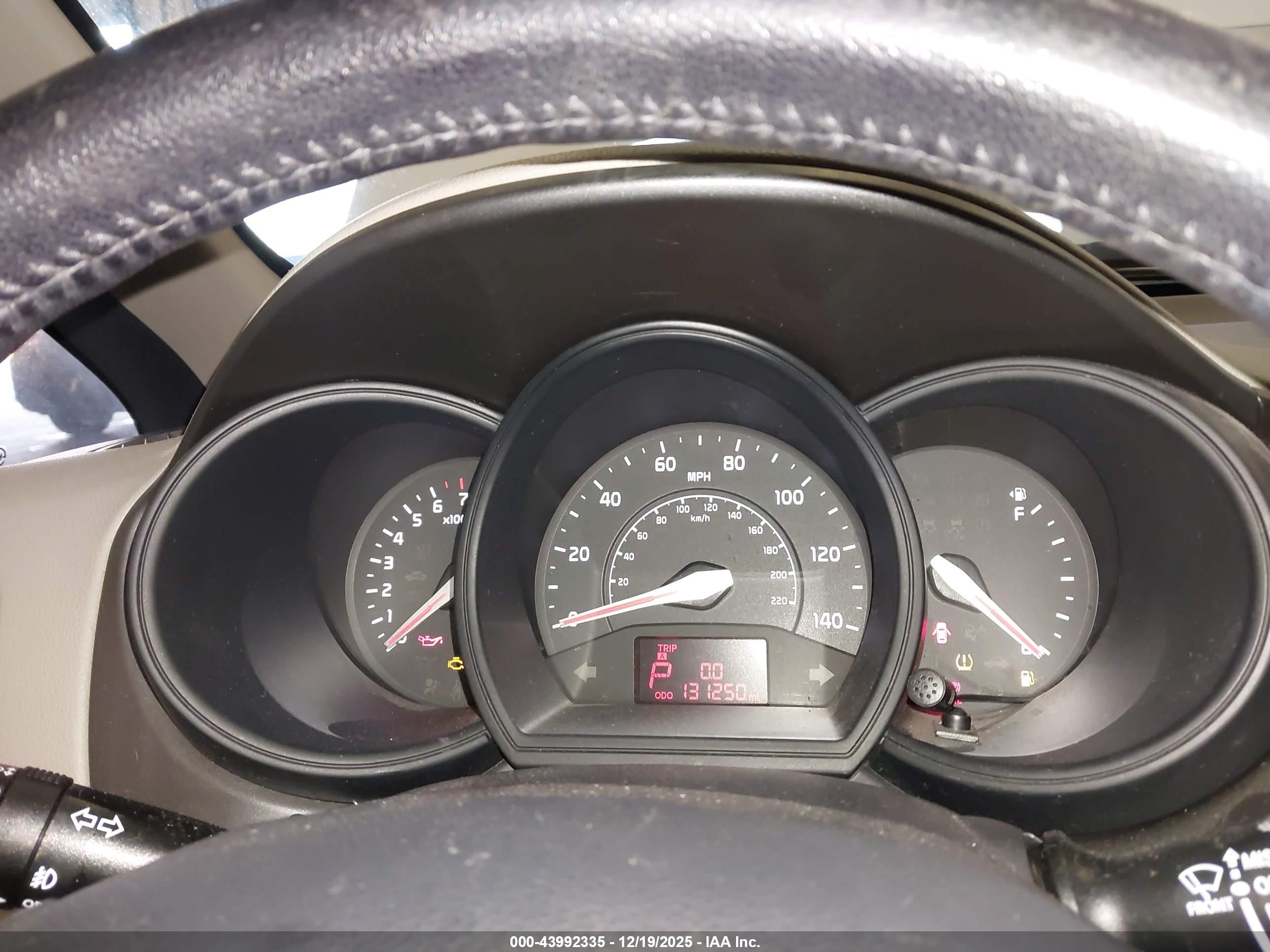 KIA RIO image 7