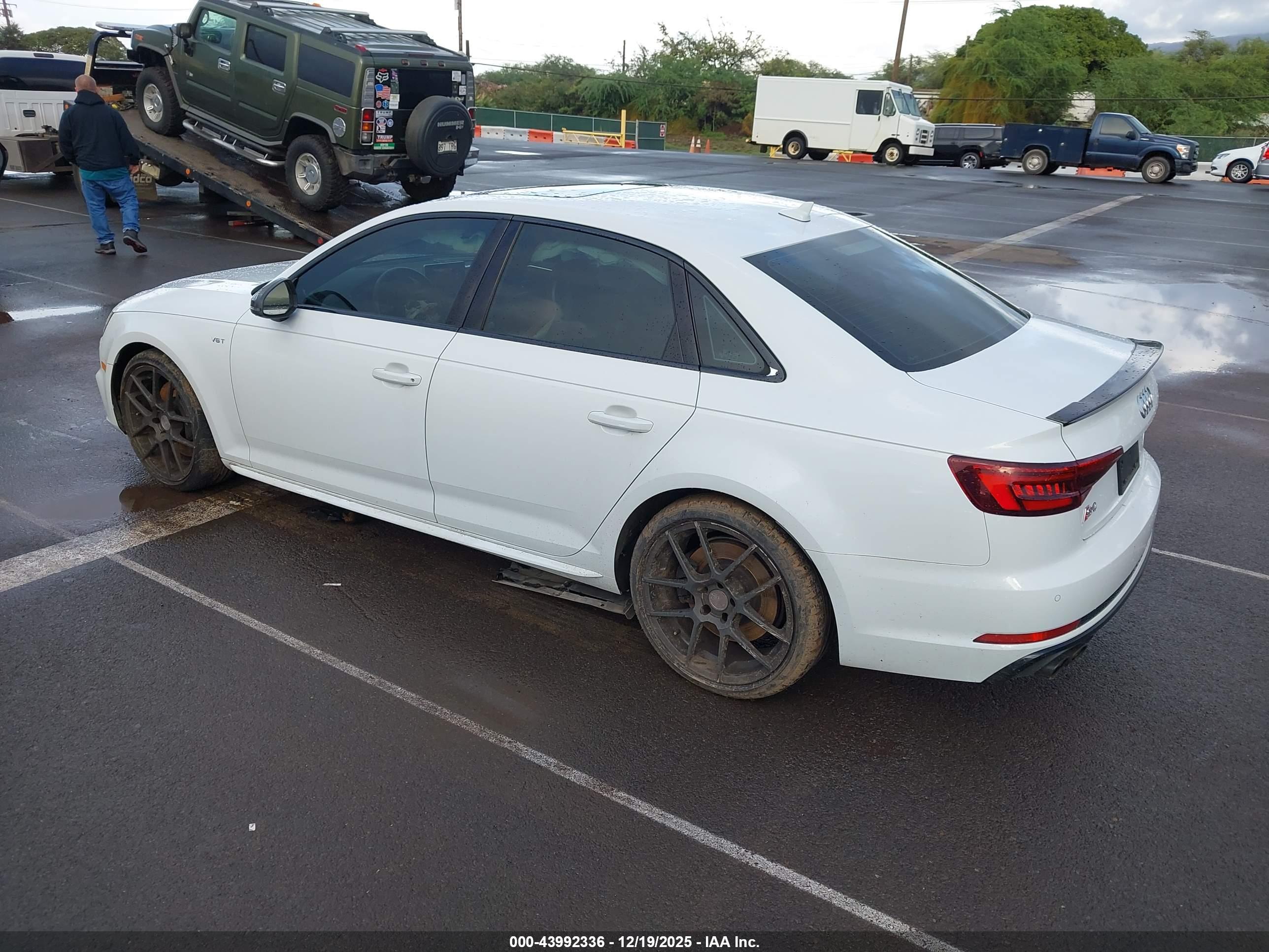 AUDI S4 image 3