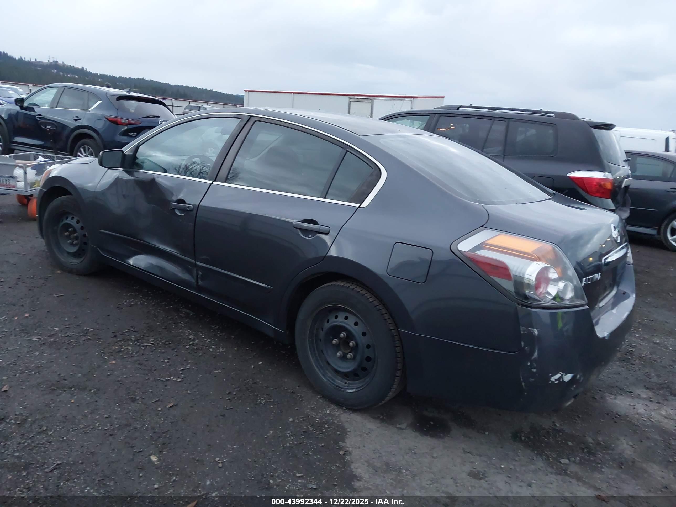 NISSAN ALTIMA image 3