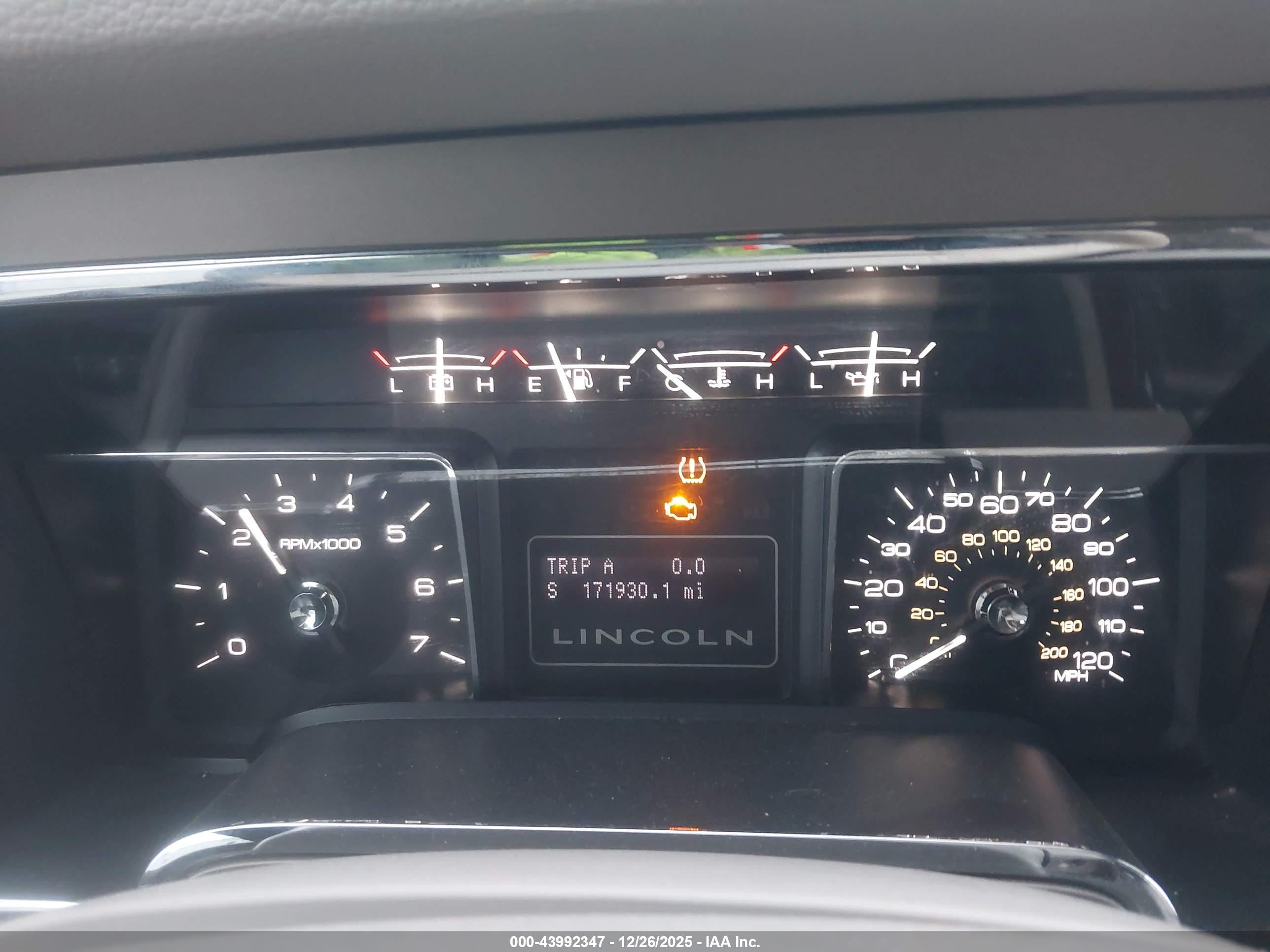 LINCOLN NAVIGATOR image 7