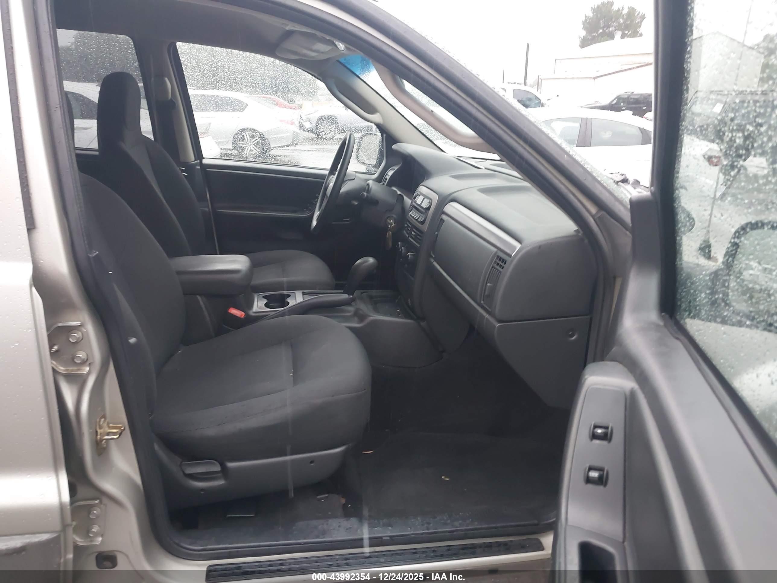 JEEP GRAND image 5
