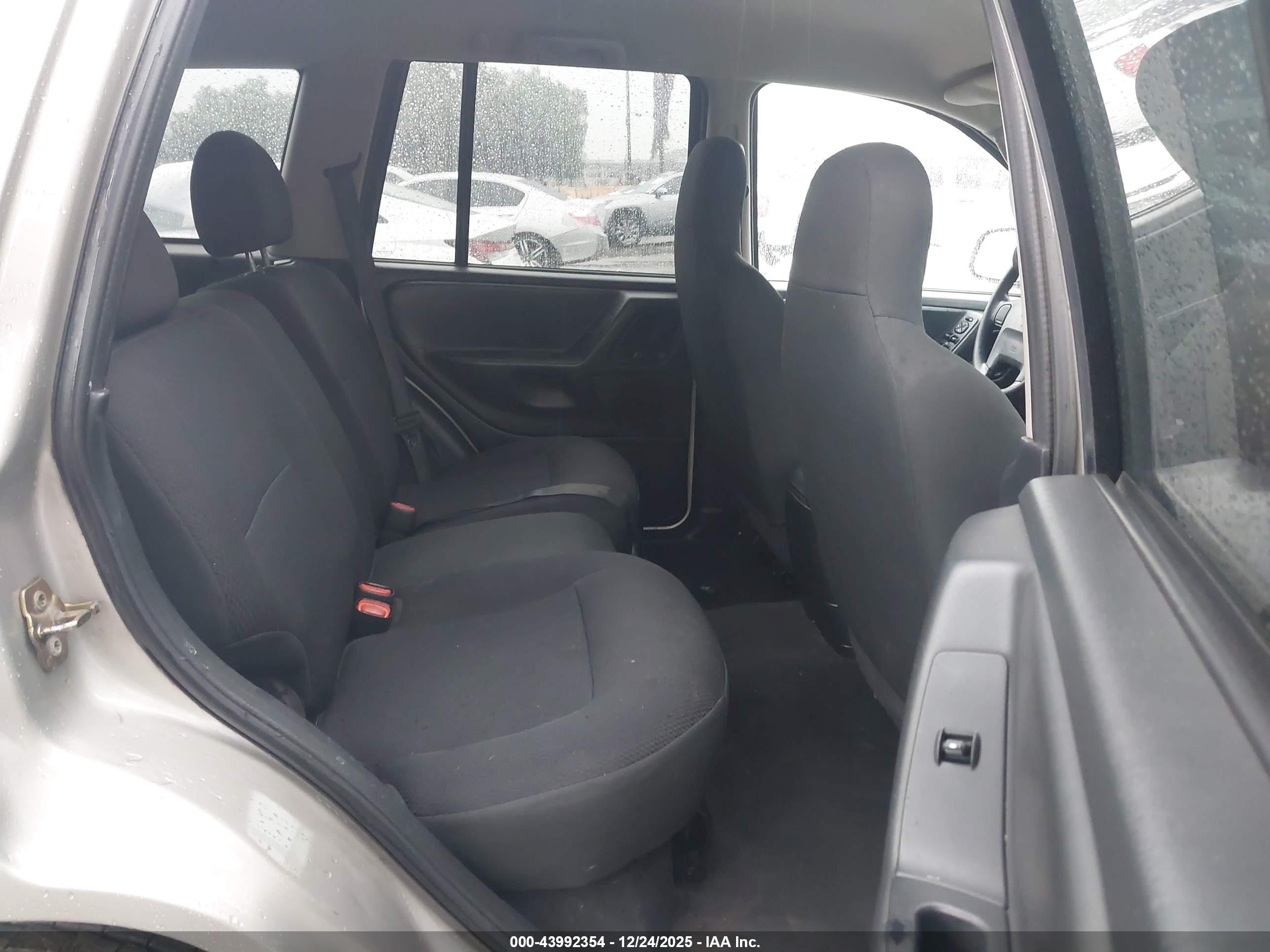 JEEP GRAND image 8