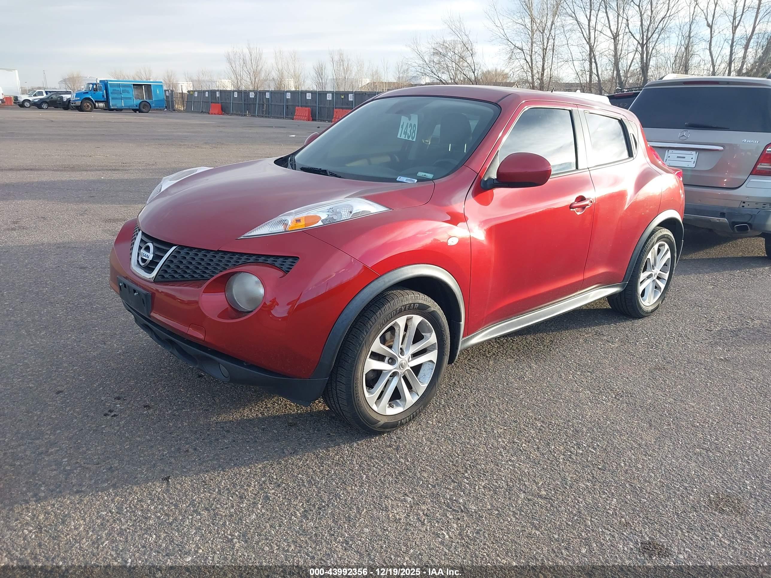NISSAN JUKE image 2