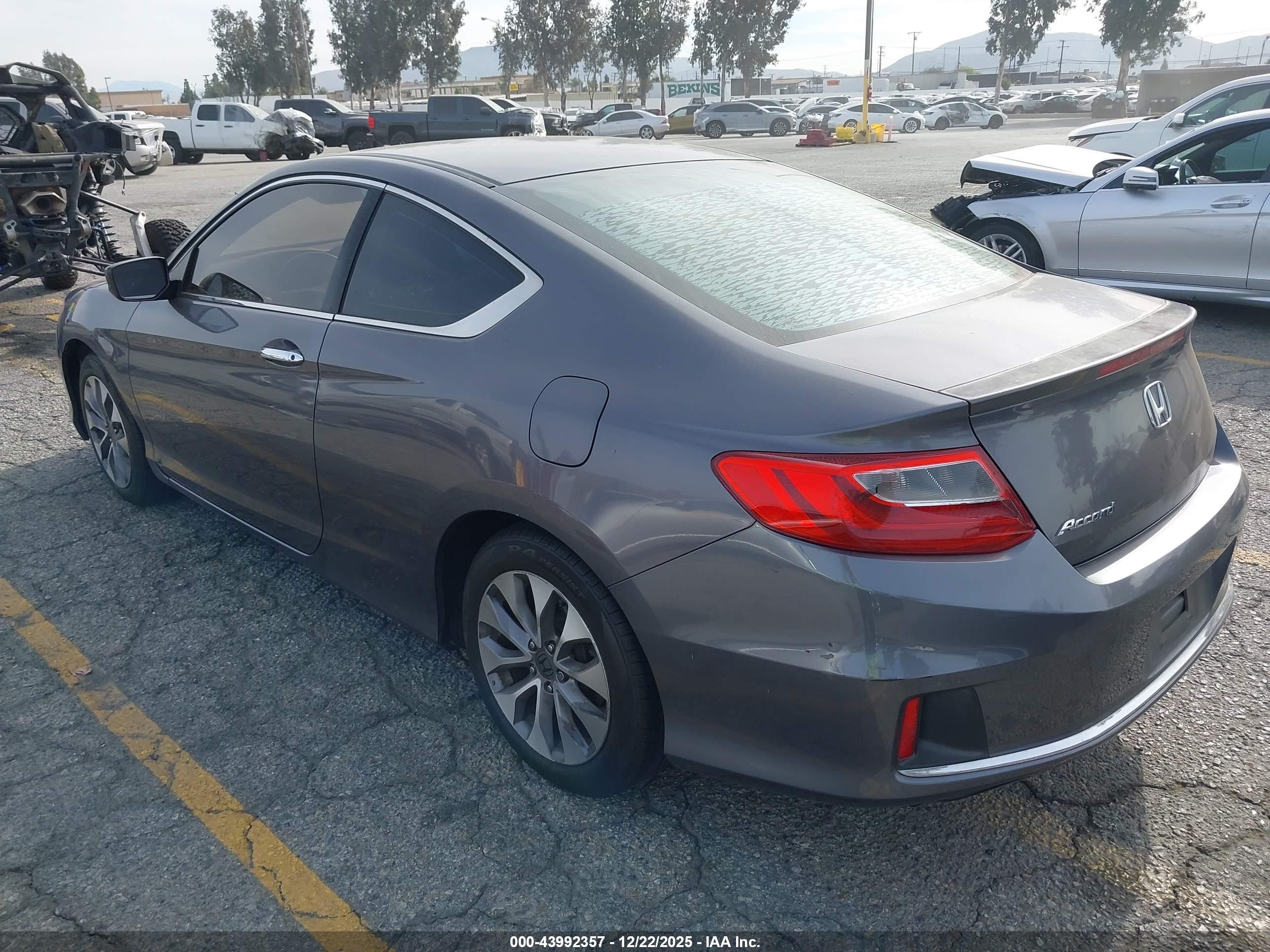 HONDA ACCORD image 3