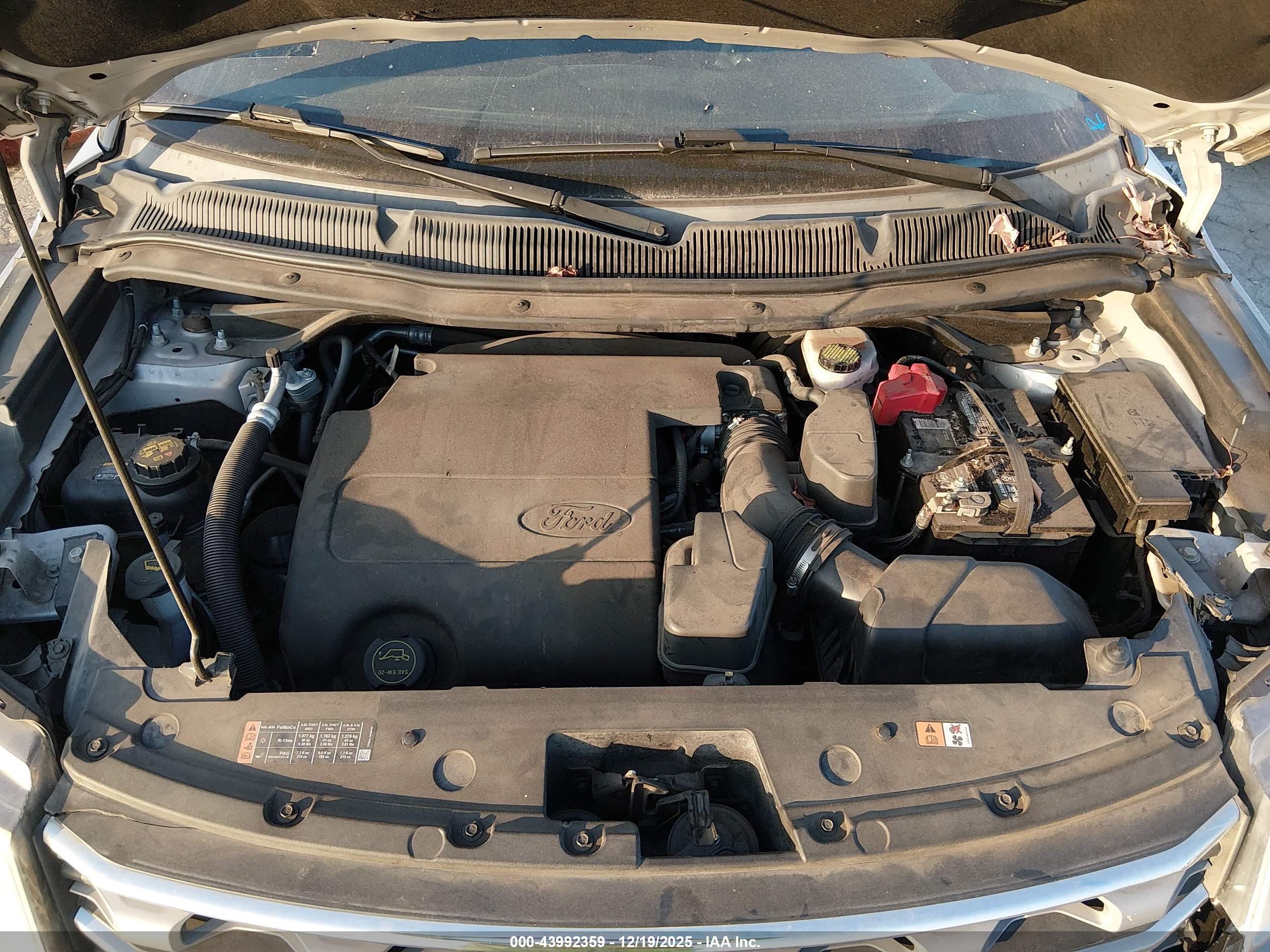 FORD EXPLORER image 10