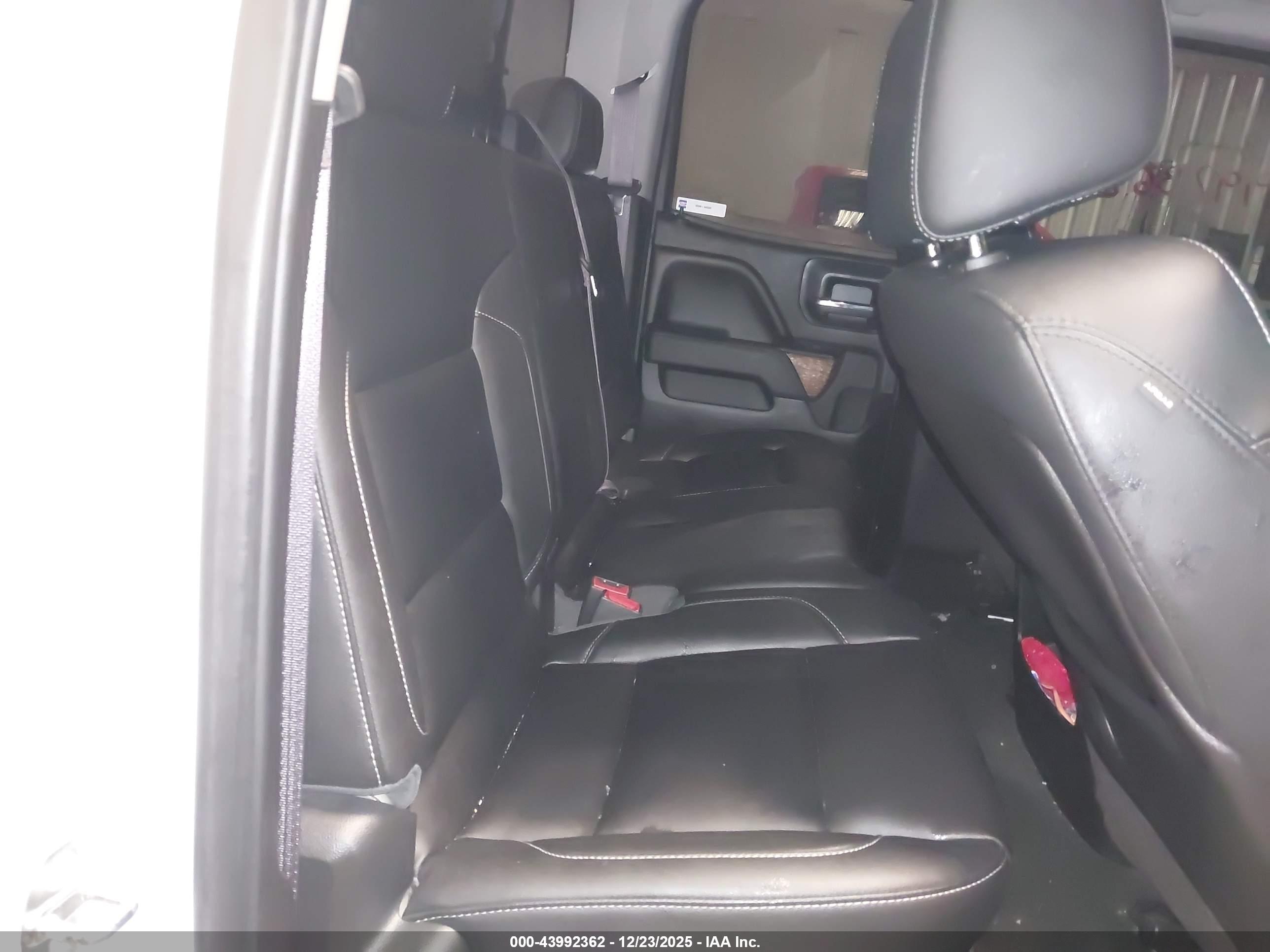 GMC SIERRA image 8