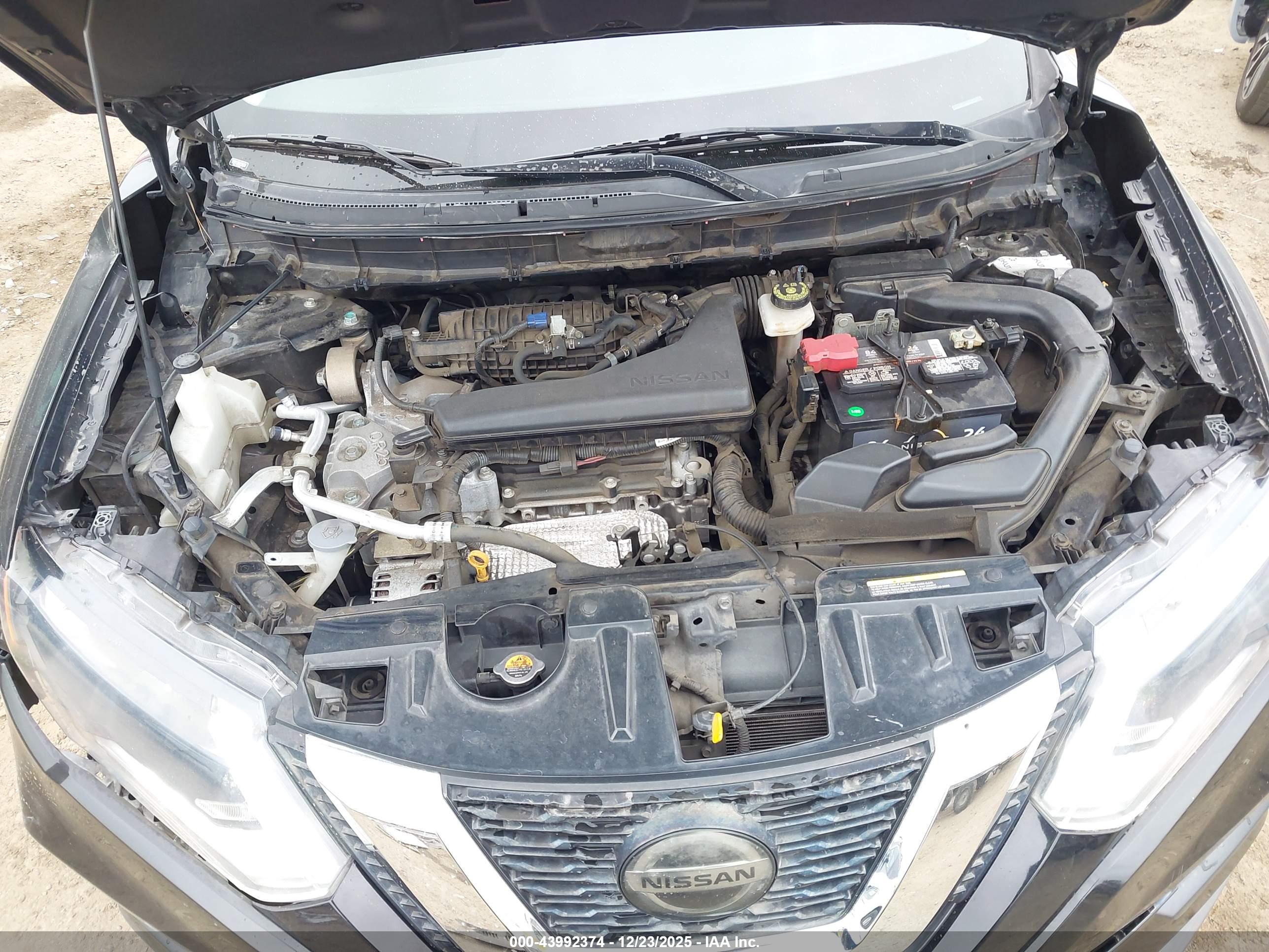 NISSAN ROGUE image 10