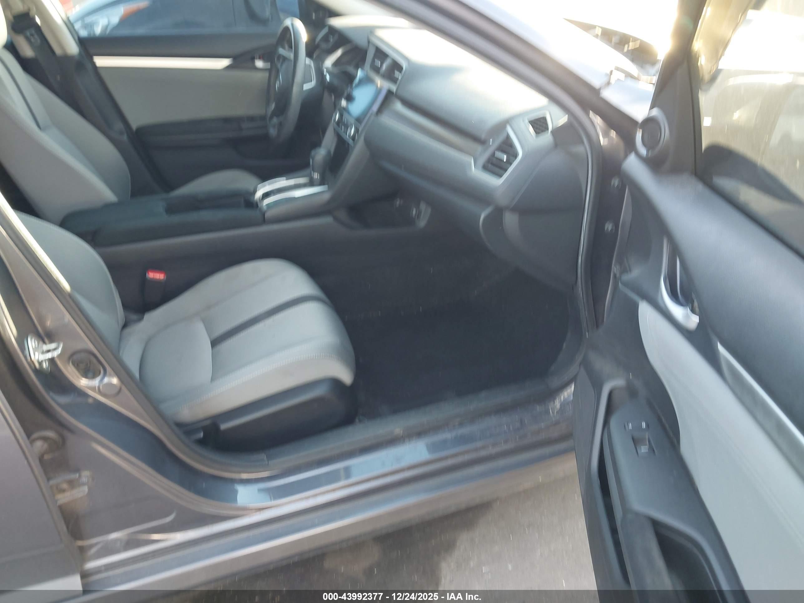 HONDA CIVIC image 5